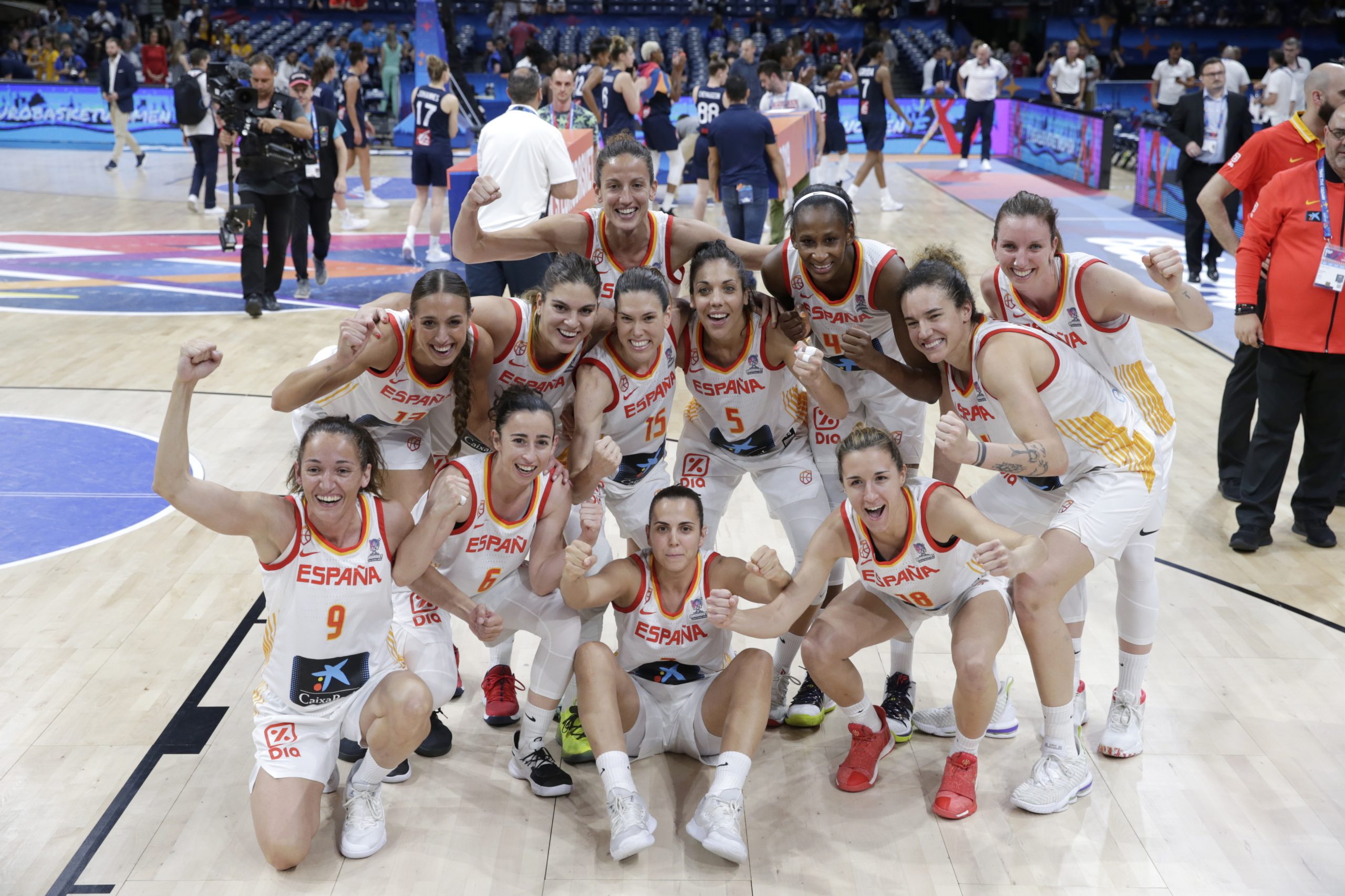 Espanha sagra-se bicampeã europeia de basquetebol feminino