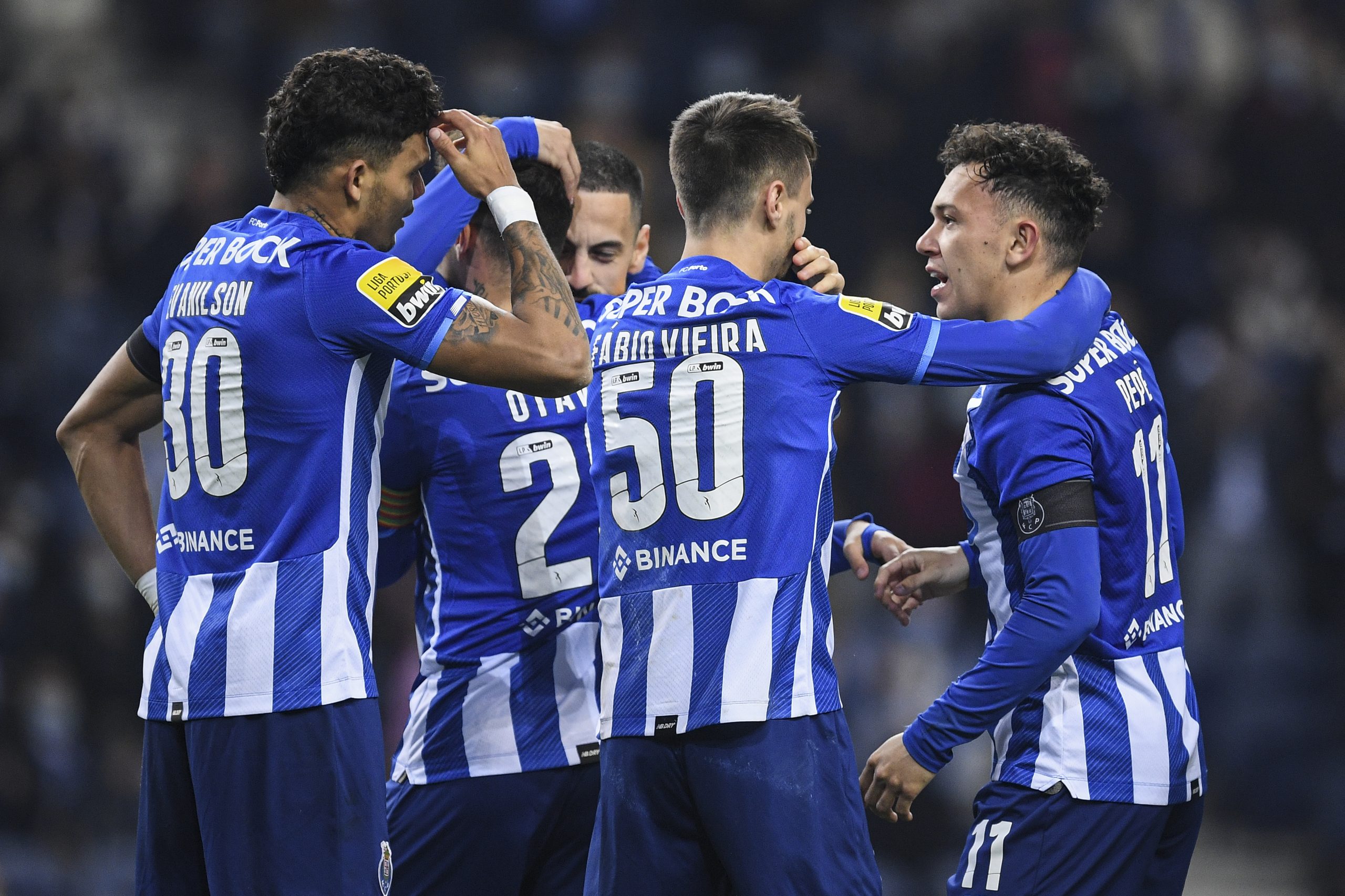 Liga Europa: FC Porto e Sporting de Braga iniciam ataque aos ‘oitavos’