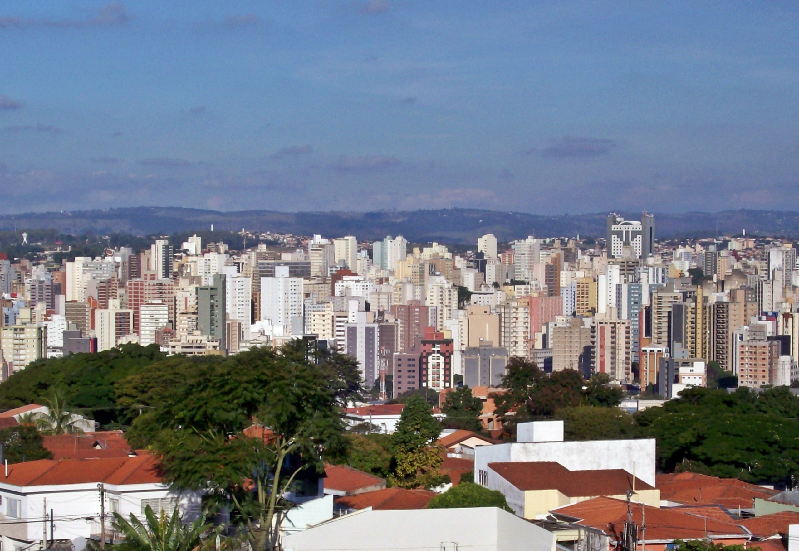 Brasil. Atentado dentro de igreja em Campinas terá resultado em seis mortes