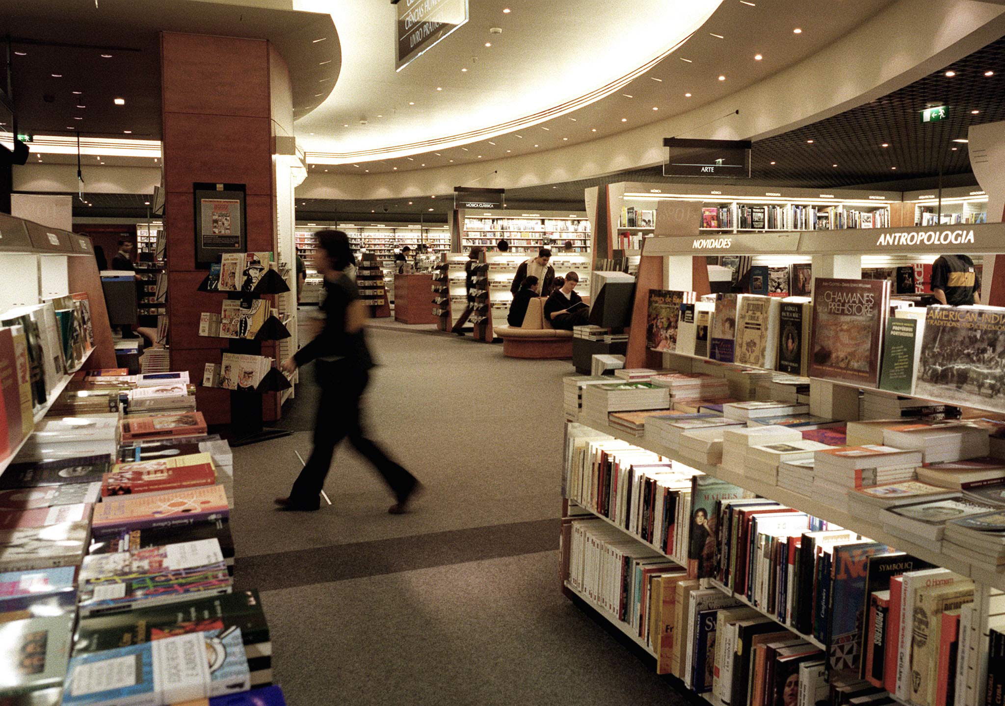 Covid-19: Fnac solicita ‘lay-off’ simplificado com efeitos a partir de 1 de abril