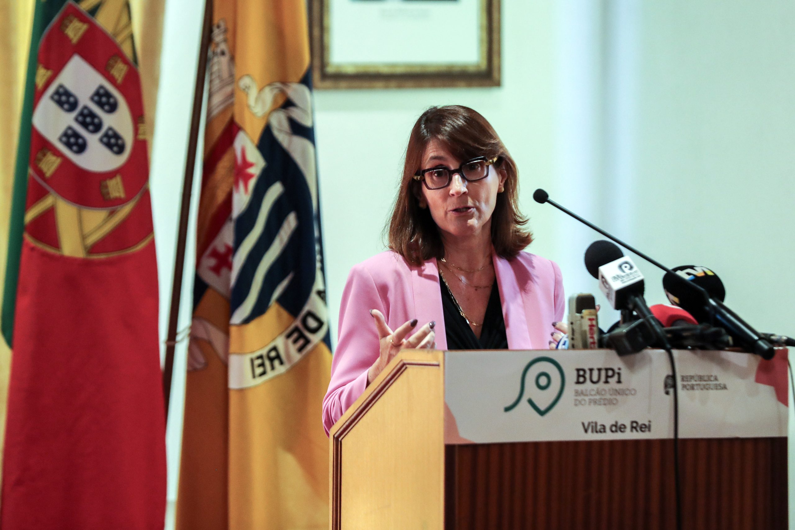 Ministra relativiza dados de estudo sobre perceção de corrupção na Justiça