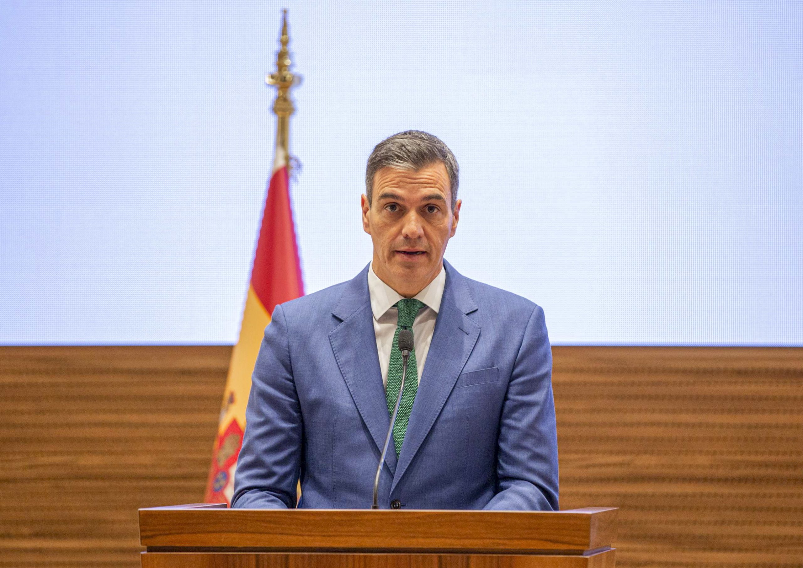 Espanha: “Assumo a decisão de continuar”. Pedro Sánchez não se demite