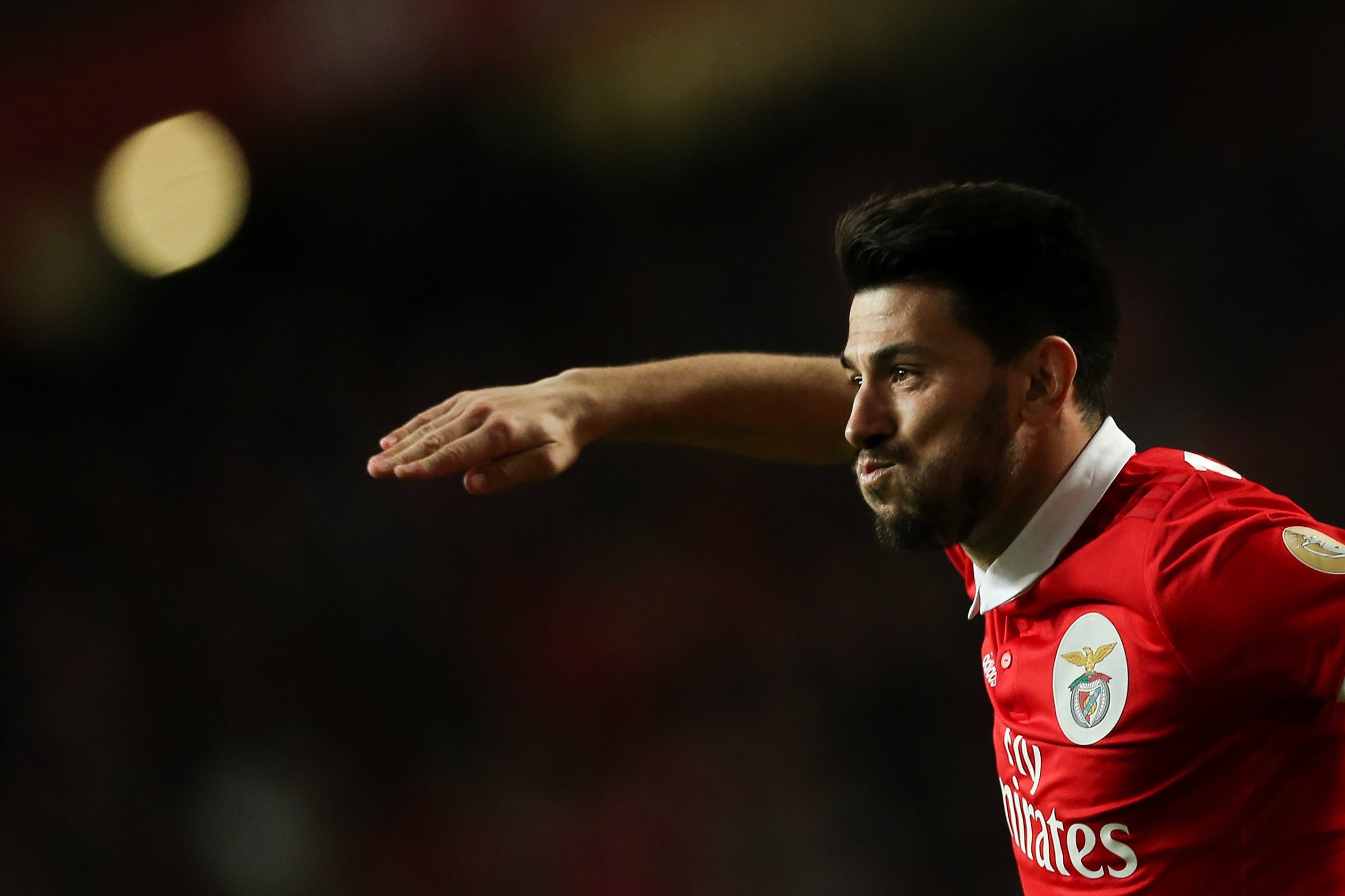 Pizzi assina novo contrato com Benfica