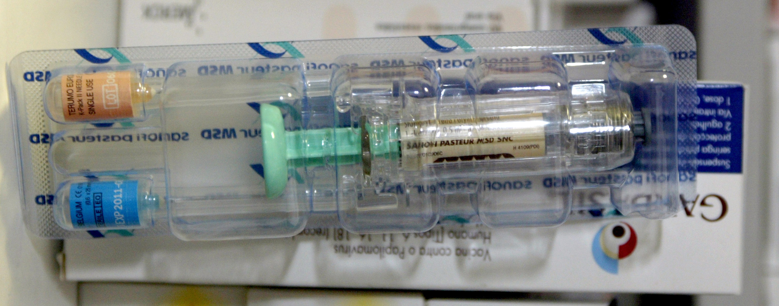 Vacinação contra HPV aos 12-13 anos baixa taxas de cancro cervical em 87%