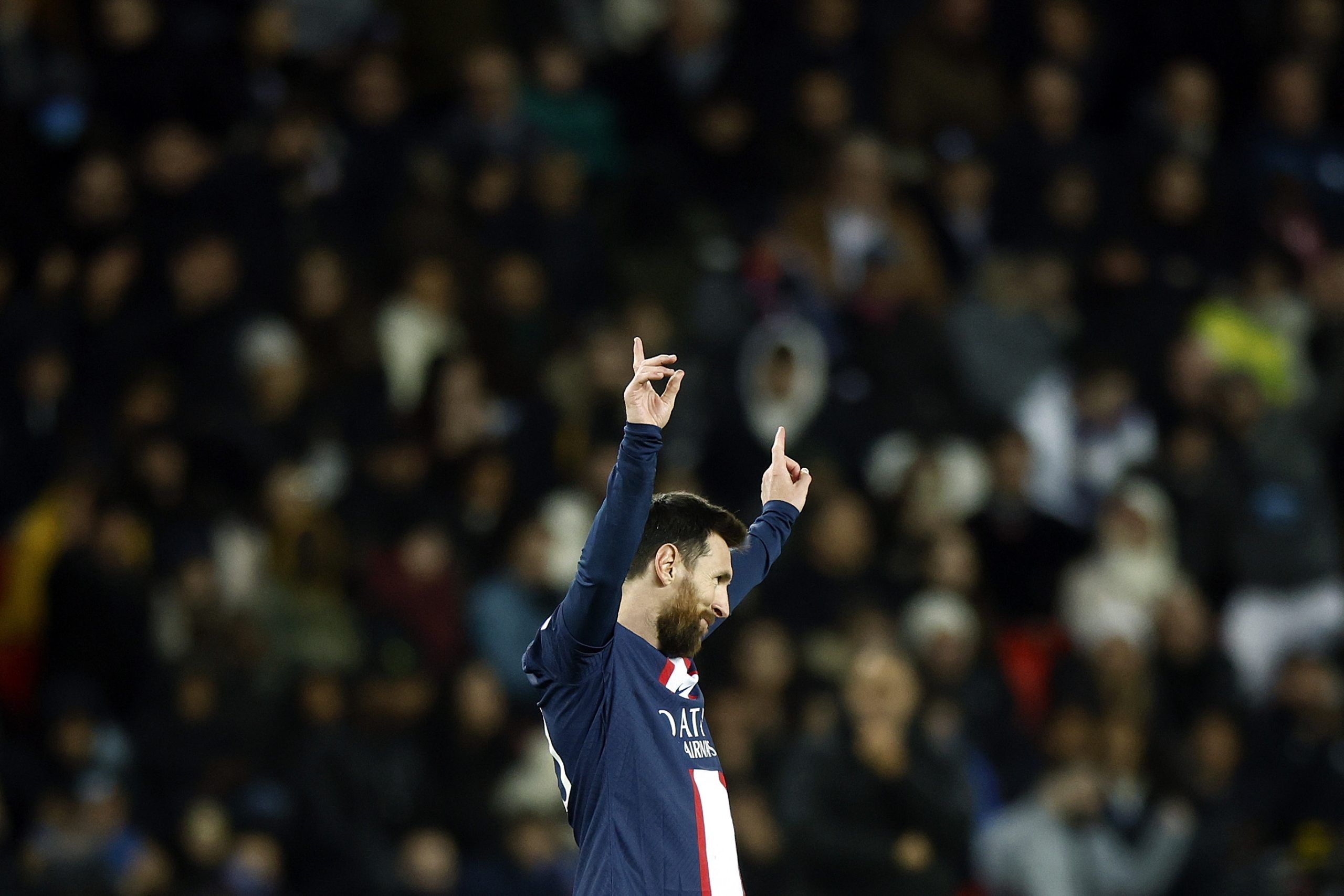 Paris Saint-Germain vence Angers no dia do regresso de Messi após Mundial