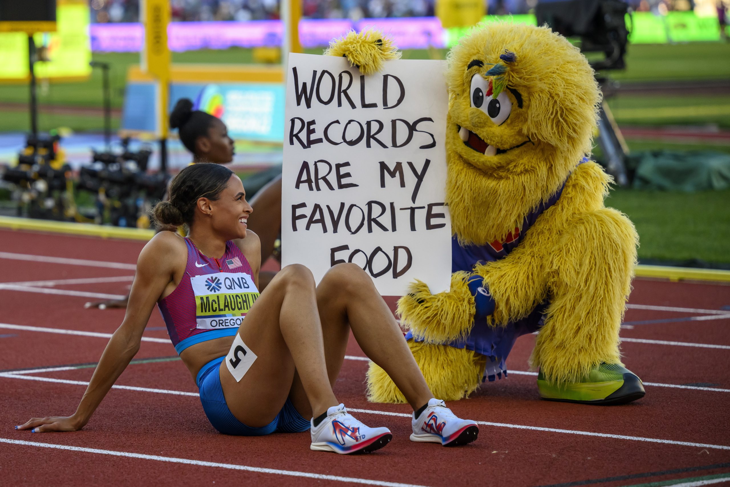 Mundiais de atletismo: Recorde ‘do outro mundo’ para Sidney MacLaughlin nos 400 metros barreiras