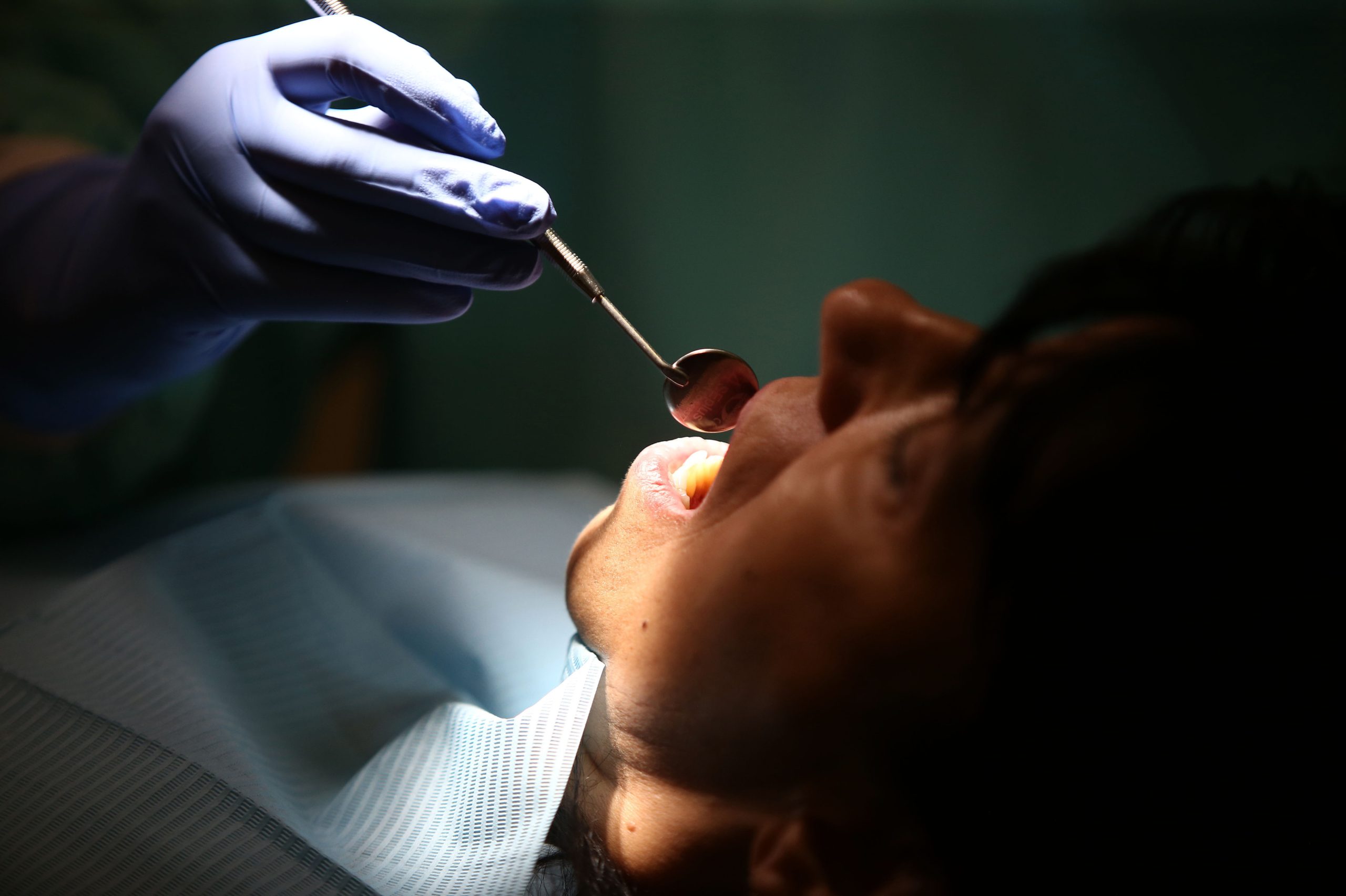 Profissional não habilitado deu consultas de medicina dentária em hotel no Porto