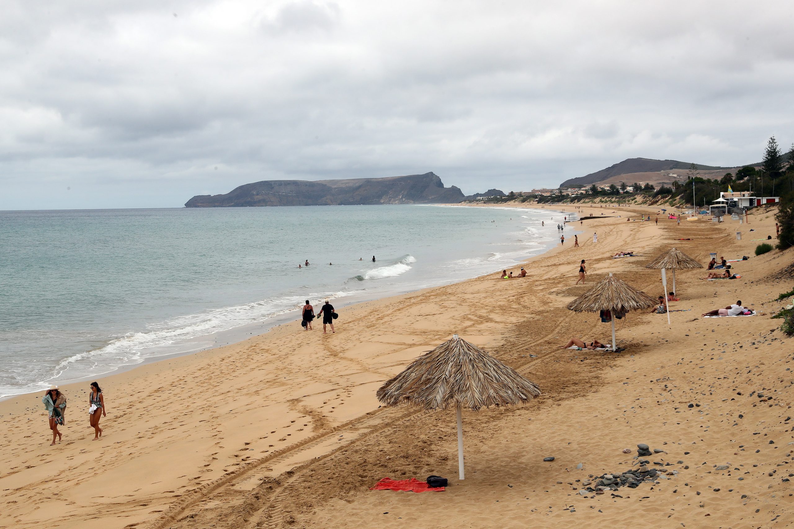 Tripulante de embarcação de pesca resgatado ao largo do Porto Santo
