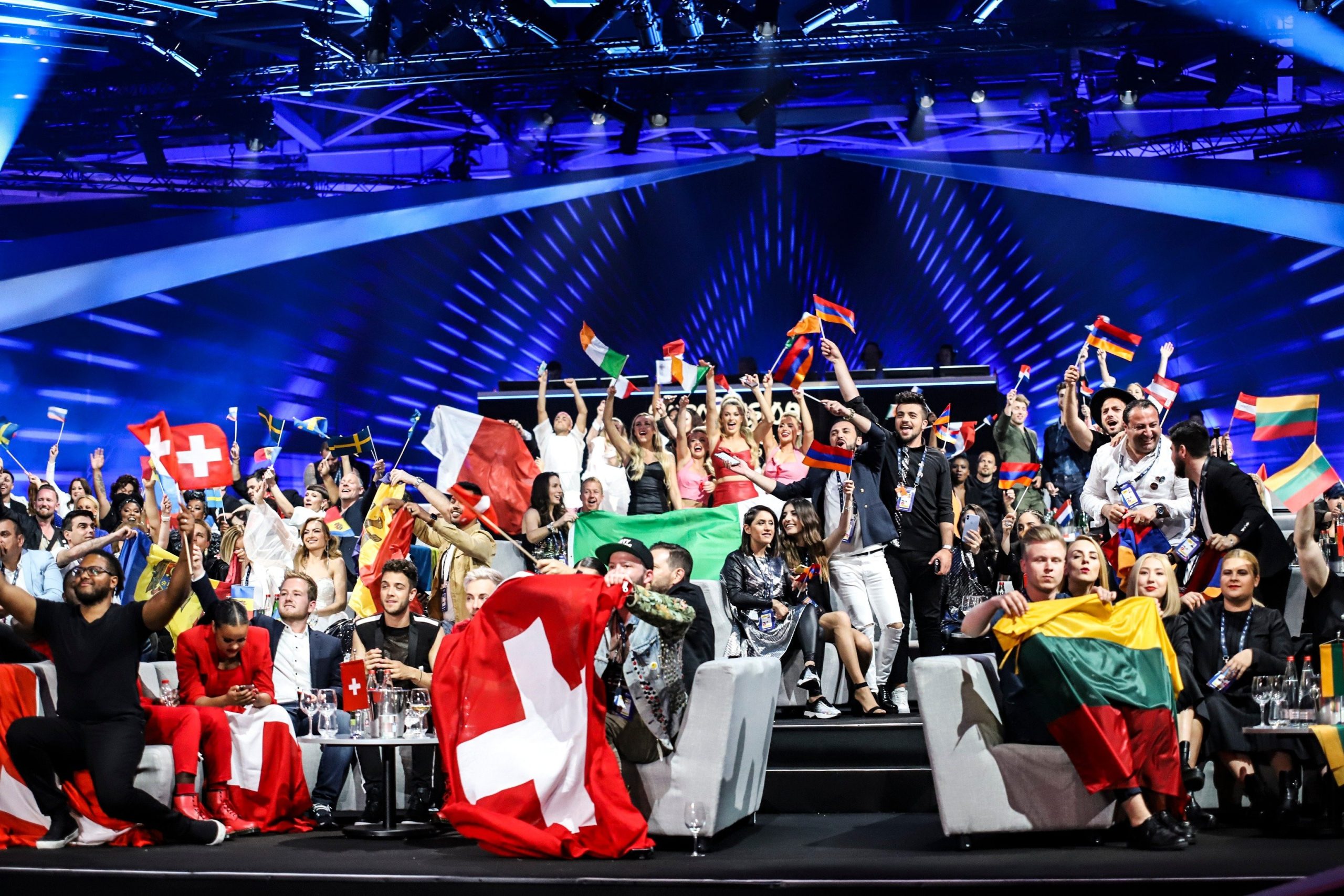 Eurovisão. Conhecidos todos os finalistas, numa noite que confirmou favoritos e Madonna