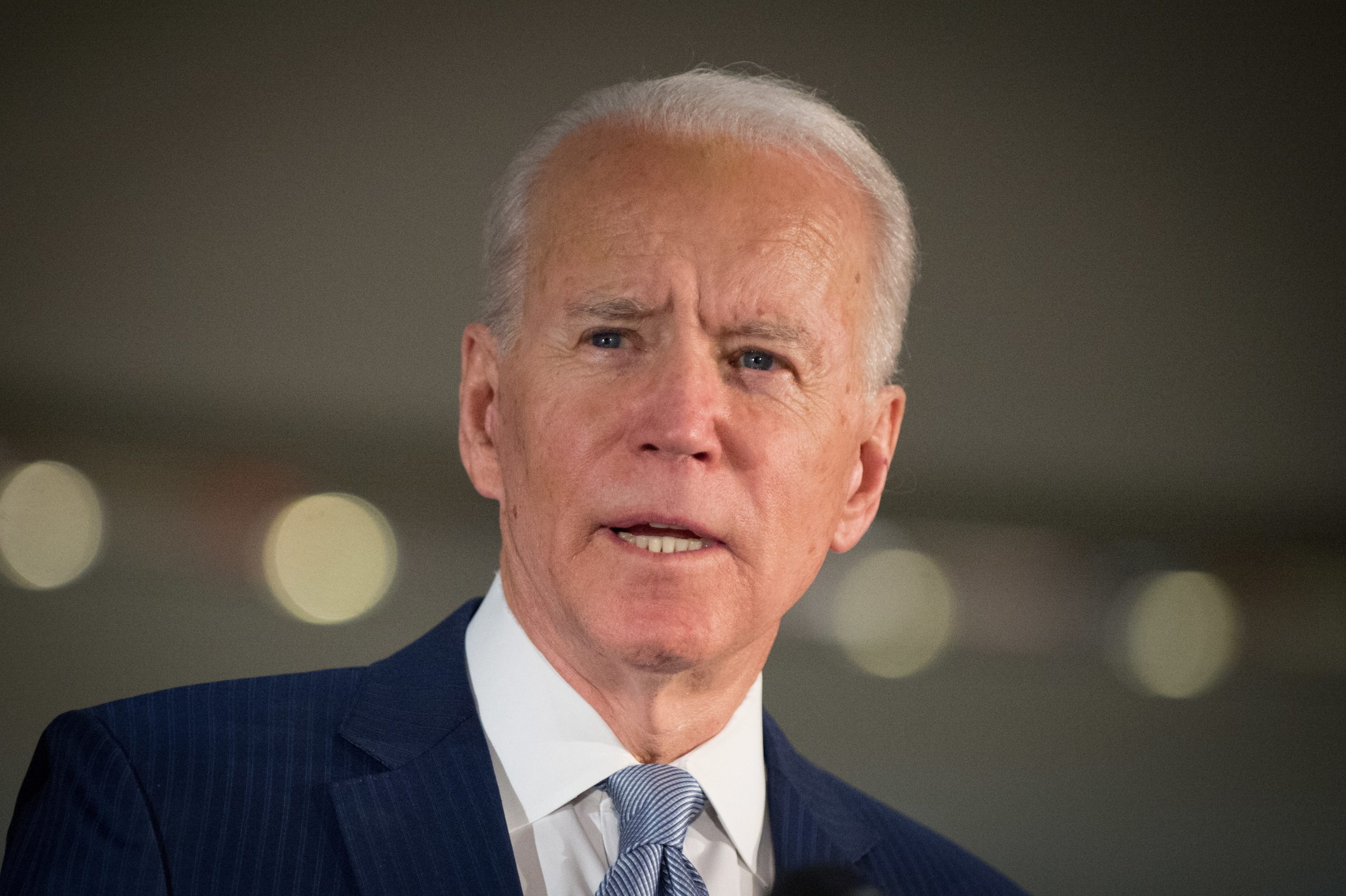 Joe Biden condena violência nos Estados Unidos