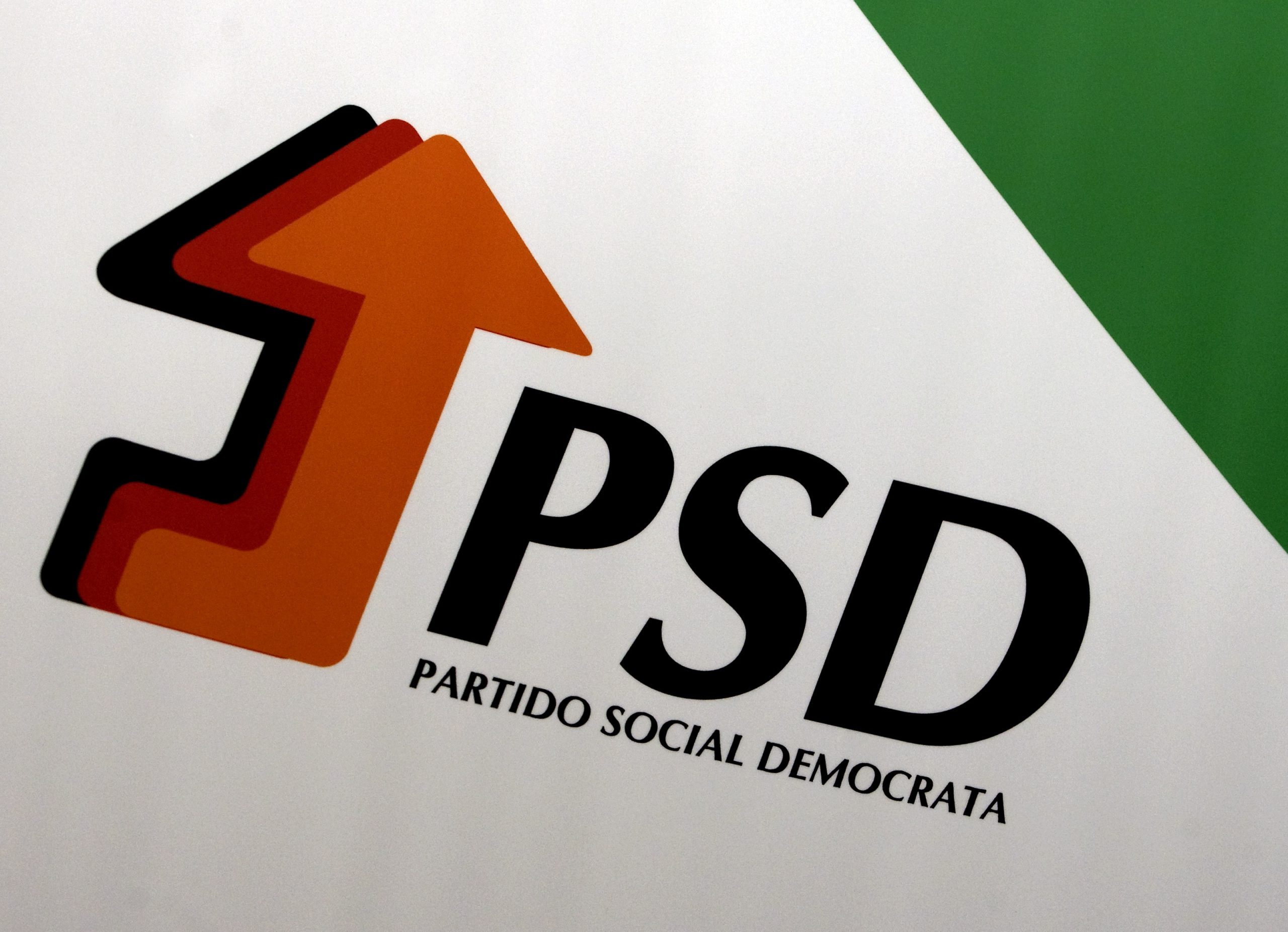 Candidatos a líder do PSD/Açores trocam críticas a quatro dias das eleições