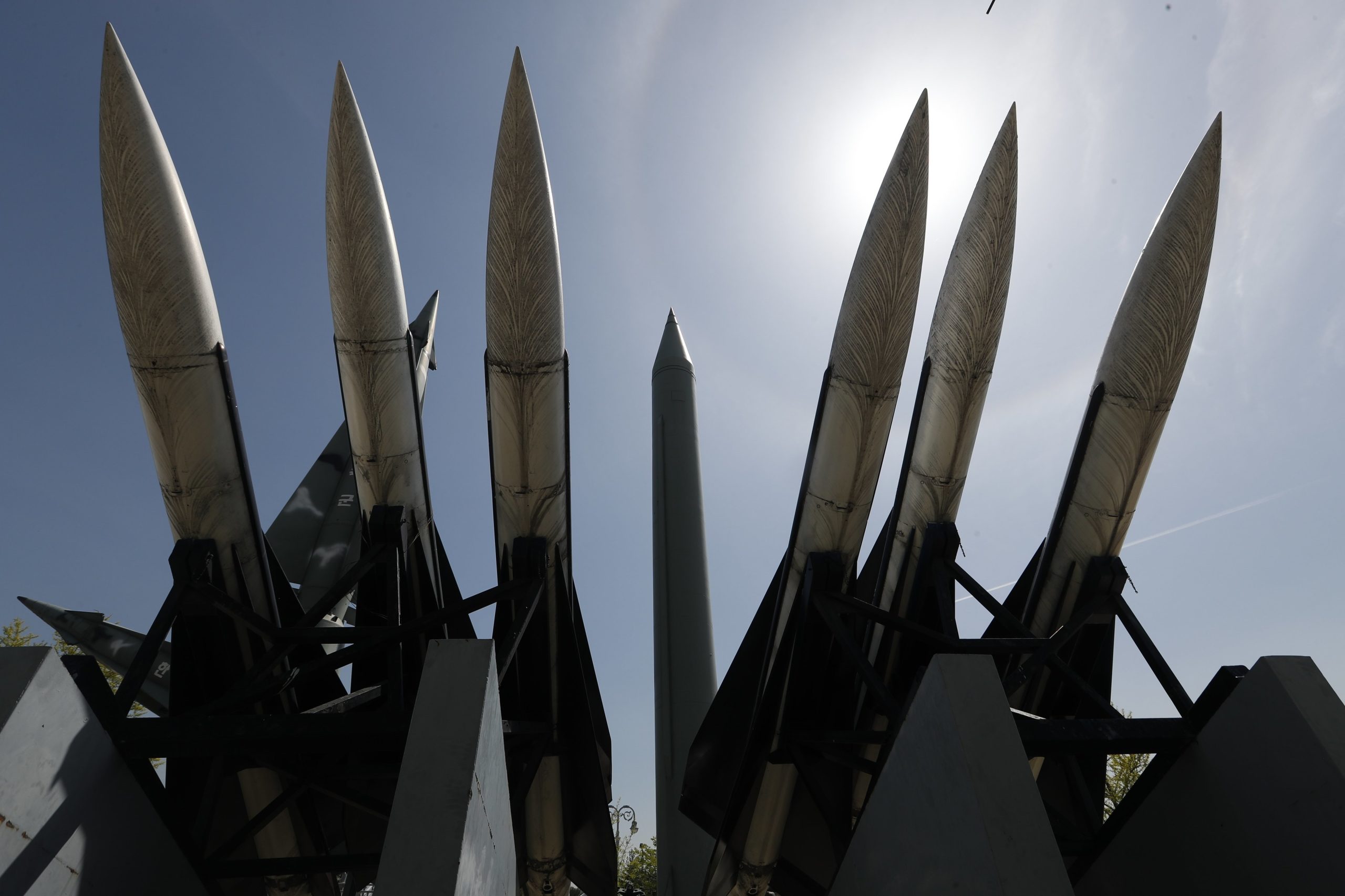 Coreia do Norte ameaça retomar o desenvolvimento de armas nucleares devido a sanções