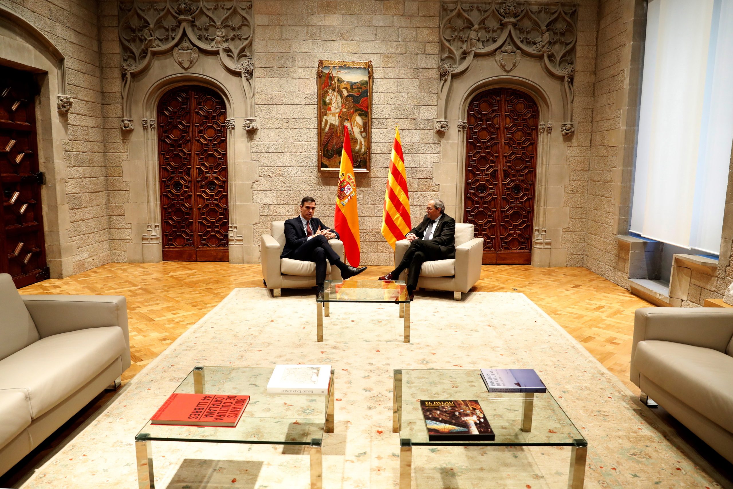 Catalunha: Madrid e Barcelona acordam iniciar diálogo formal ainda em fevereiro