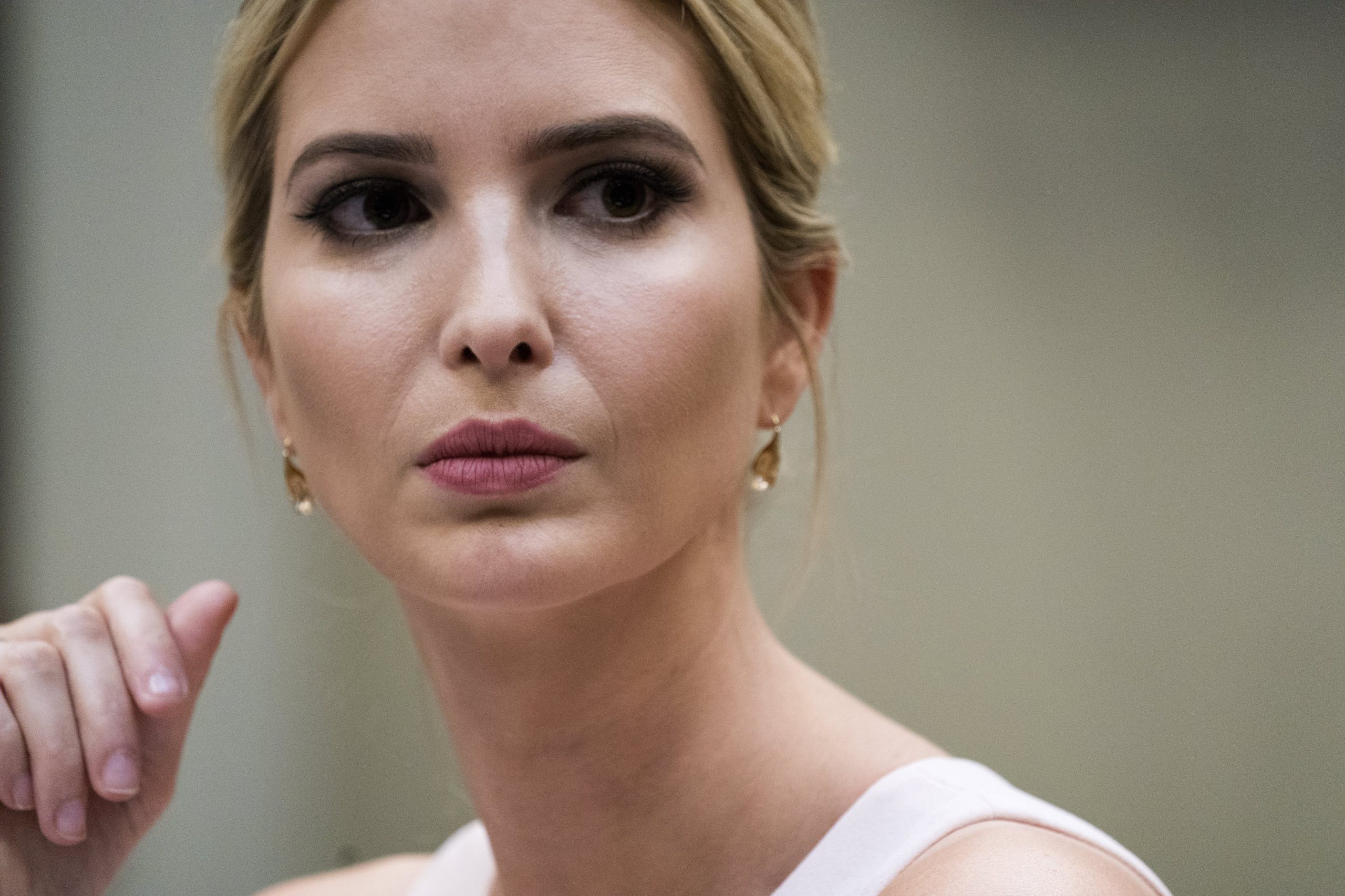 Filha e genro de Trump ignoraram confinamento em viagem na Páscoa
