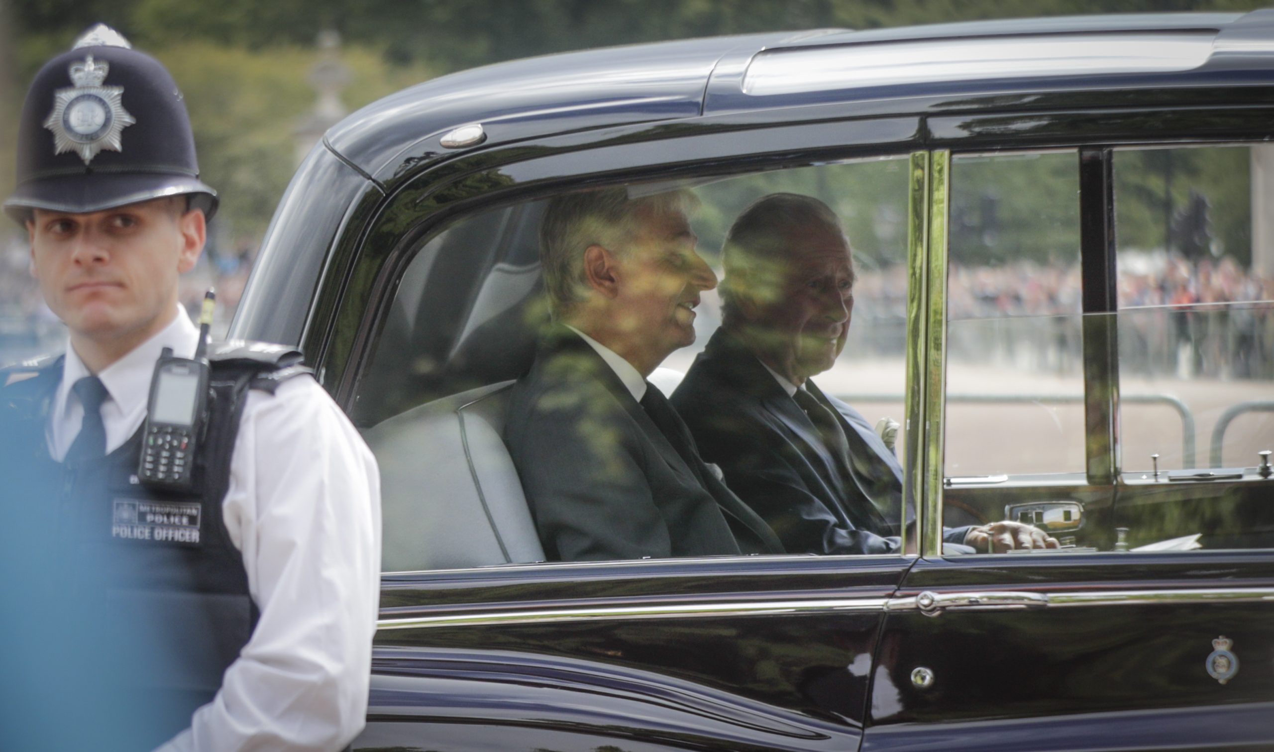 Os líderes que felicitaram Carlos III