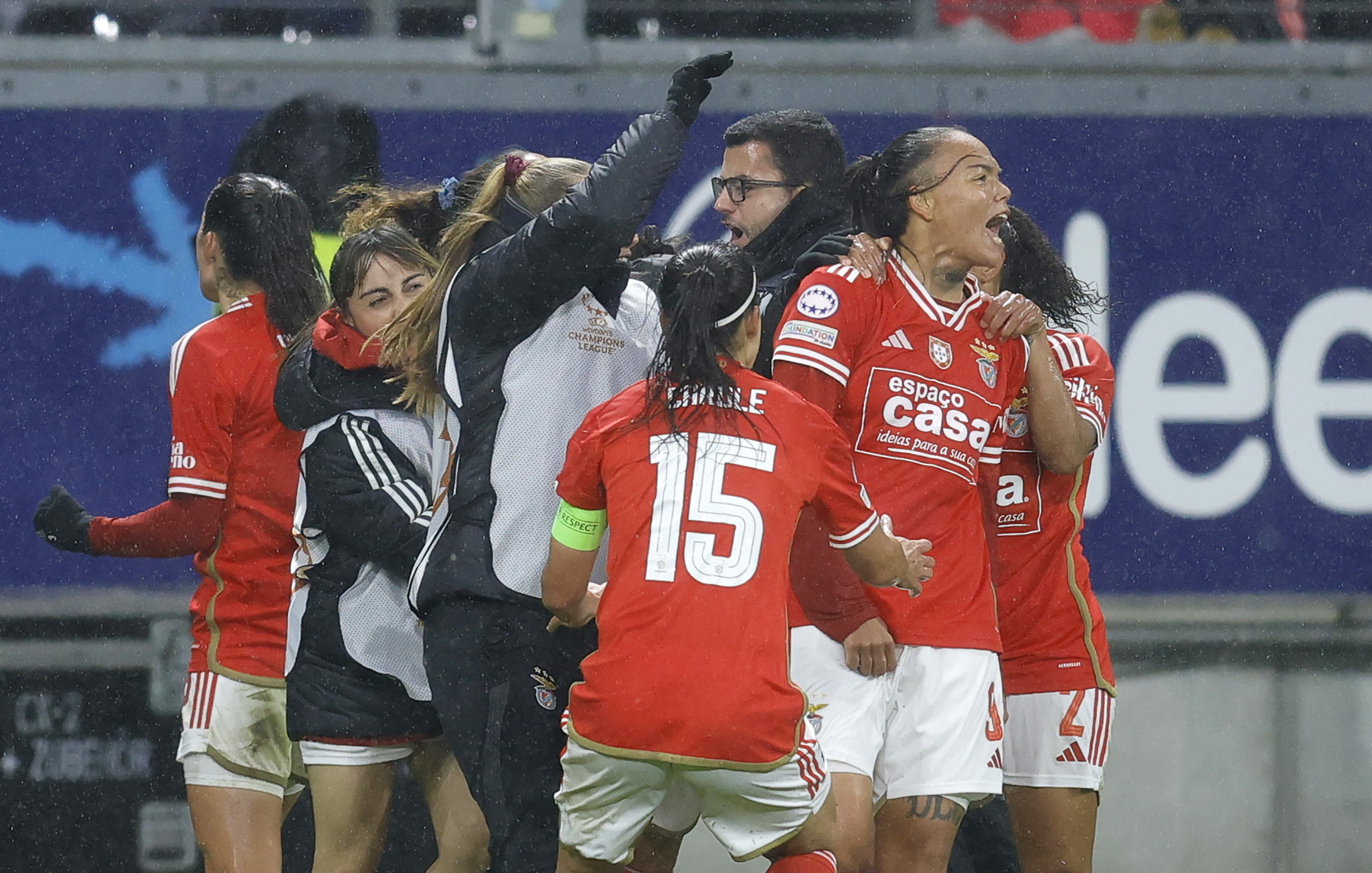 Pauels segura o empate do Benfica em Frankfurt na Liga dos Campeões feminina