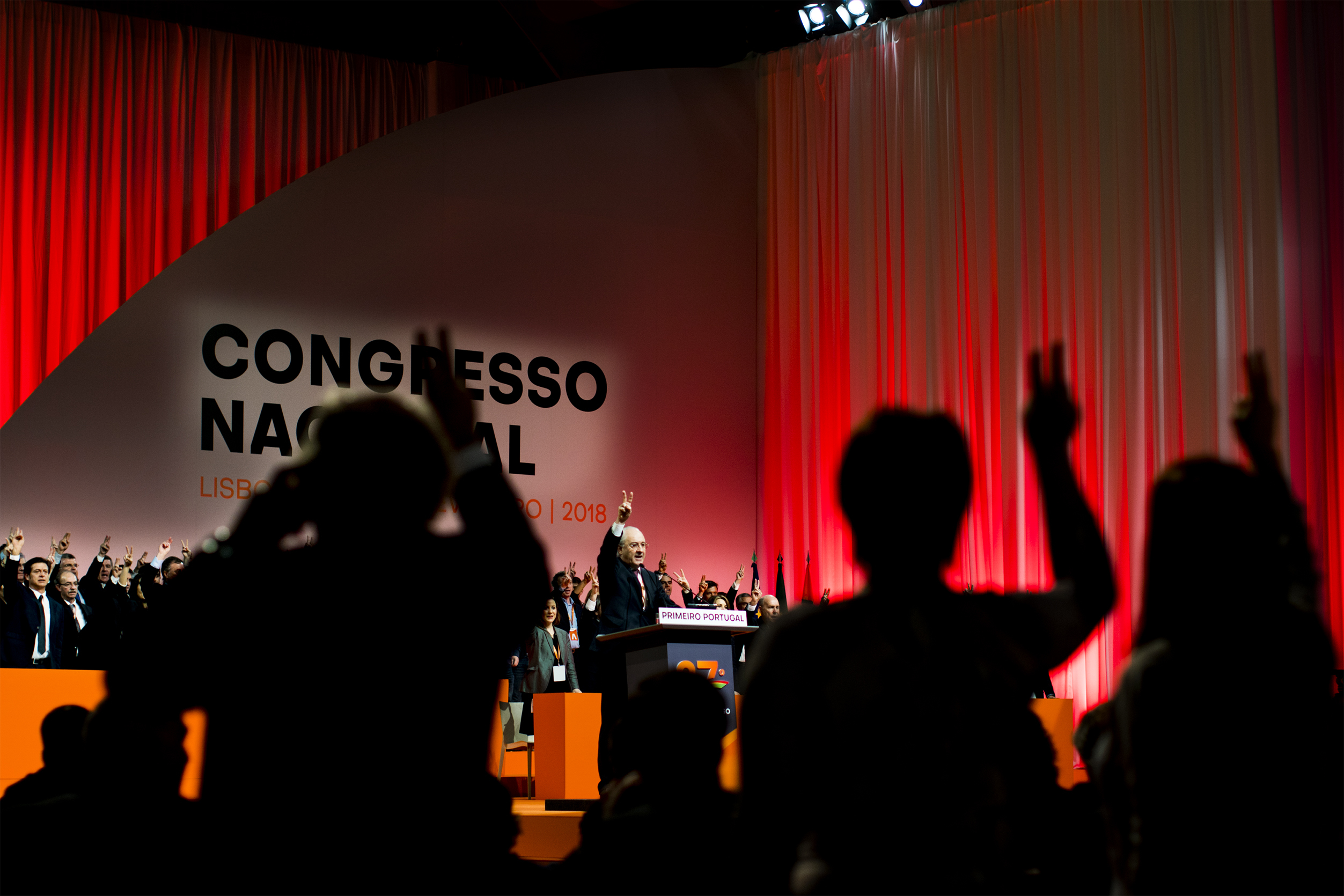 O que é isso da esquerda e direita? “É uma confusão muito grande”