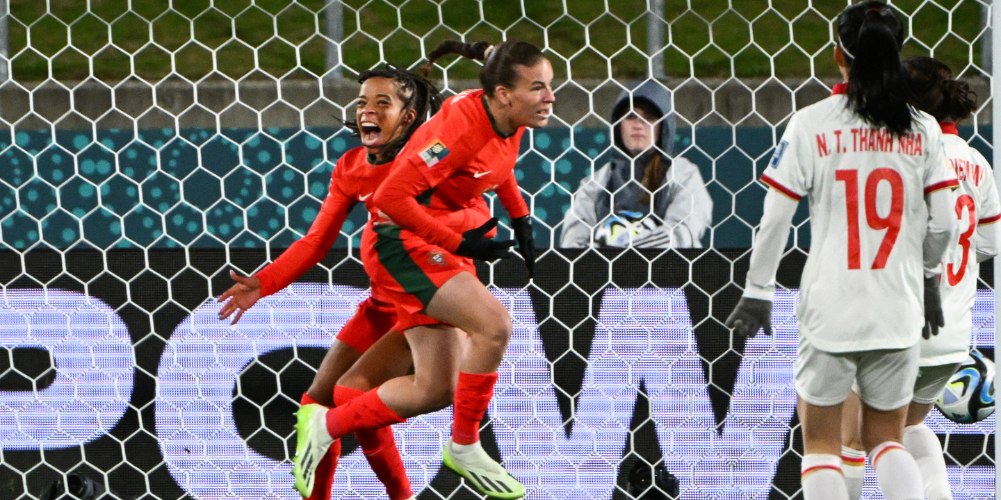 Seleção feminina de futebol goleia Coreia do Sul em jogo de preparação