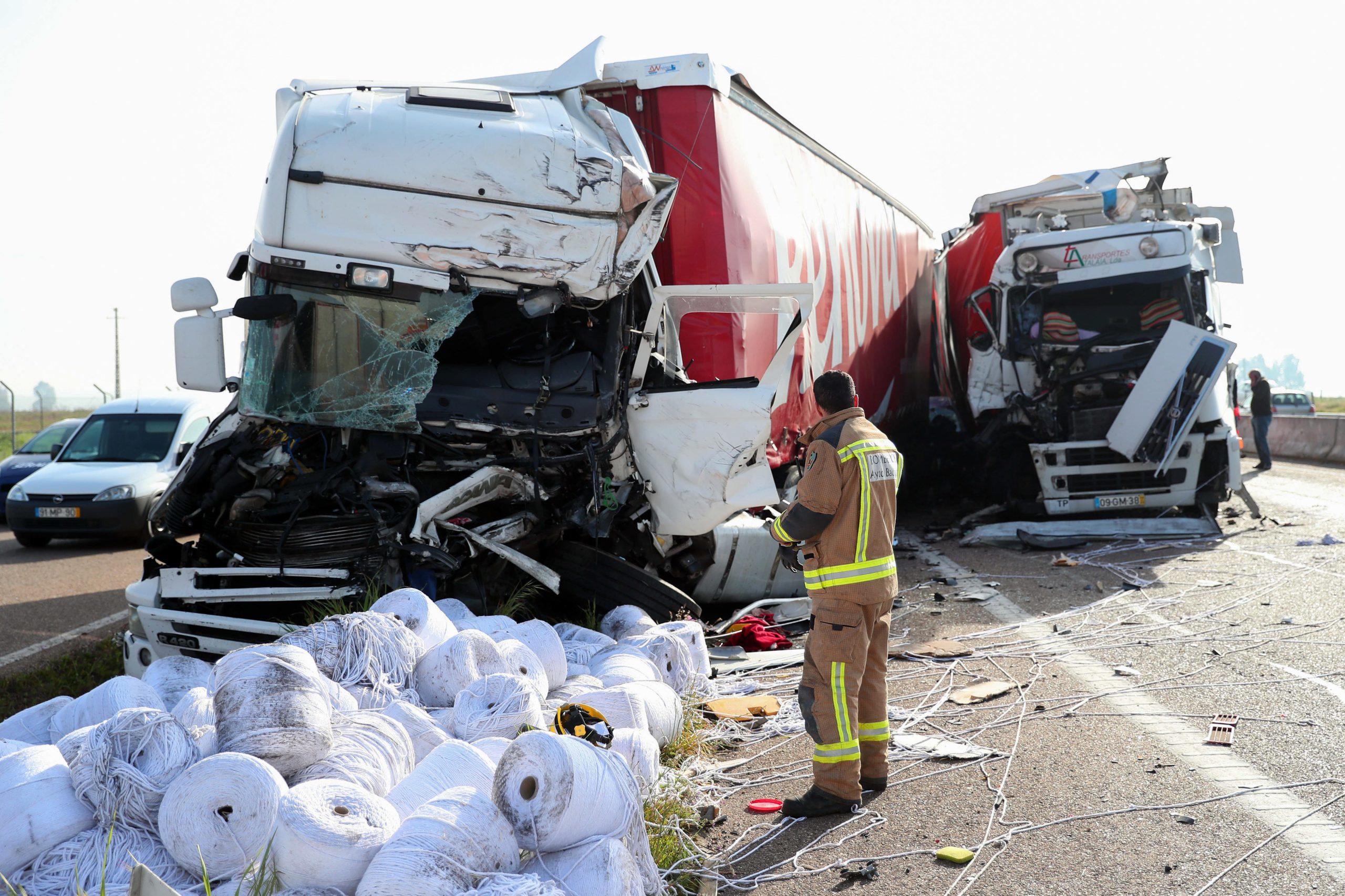 Reaberta ao trânsito uma das duas vias da A6 em Elvas onde ocorreu acidente