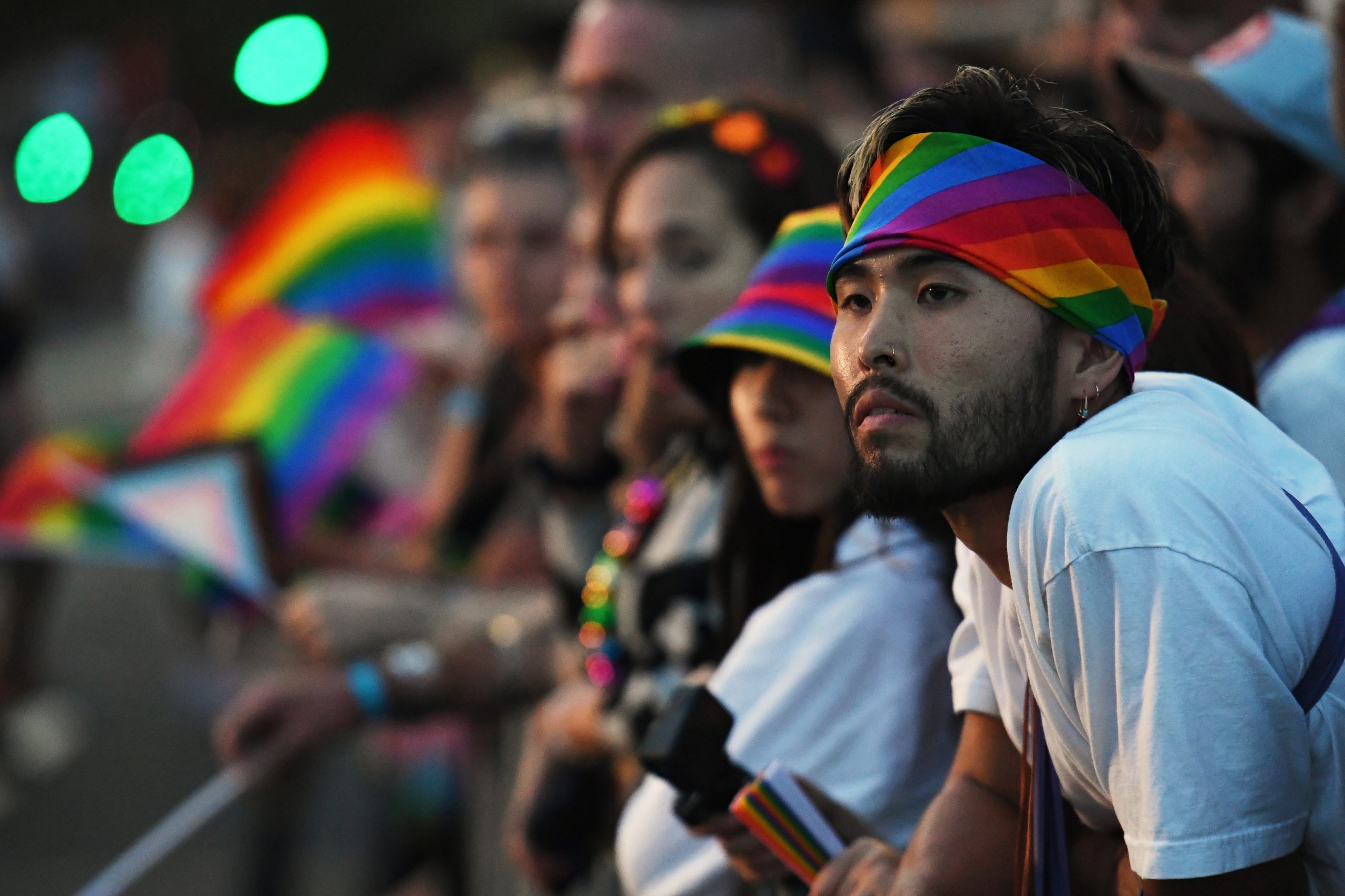 Atos sexuais entre pessoas do mesmo sexo ainda são criminalizados em 64 países