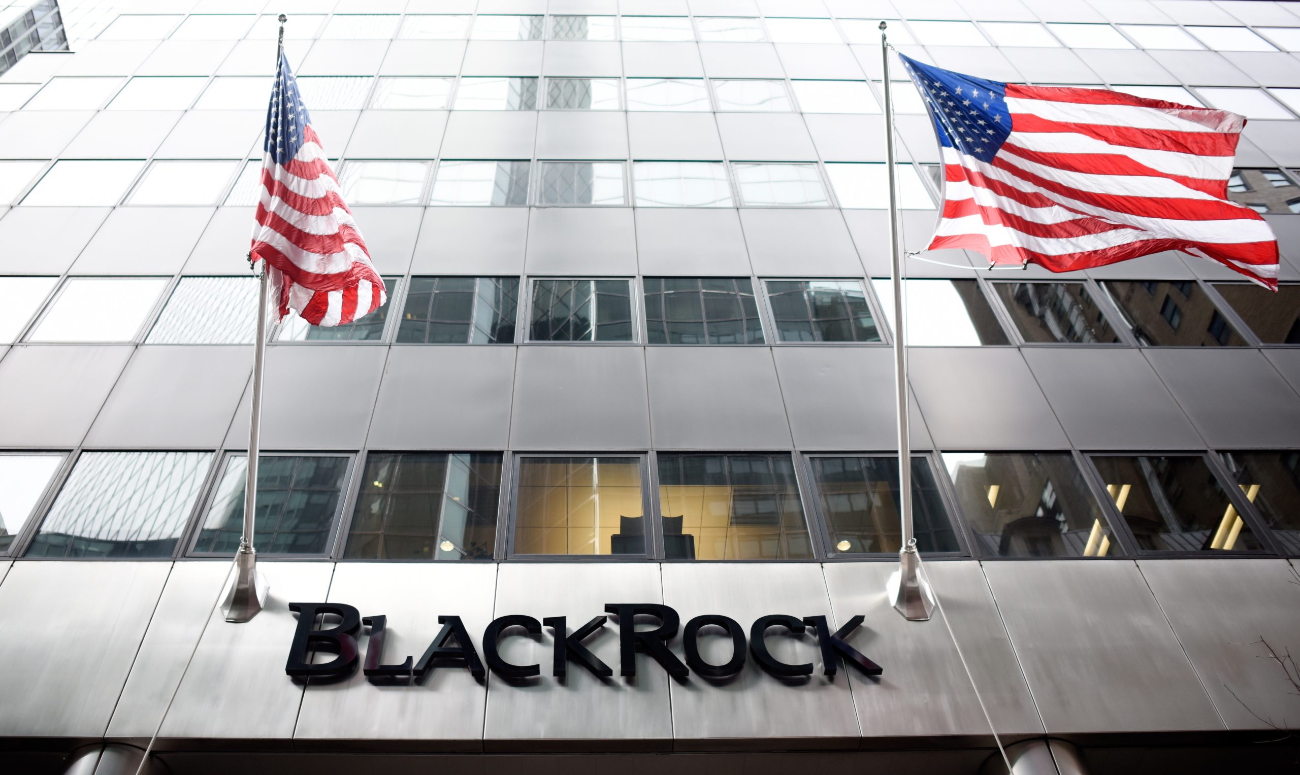 BlackRock vai eliminar 500 postos de trabalho