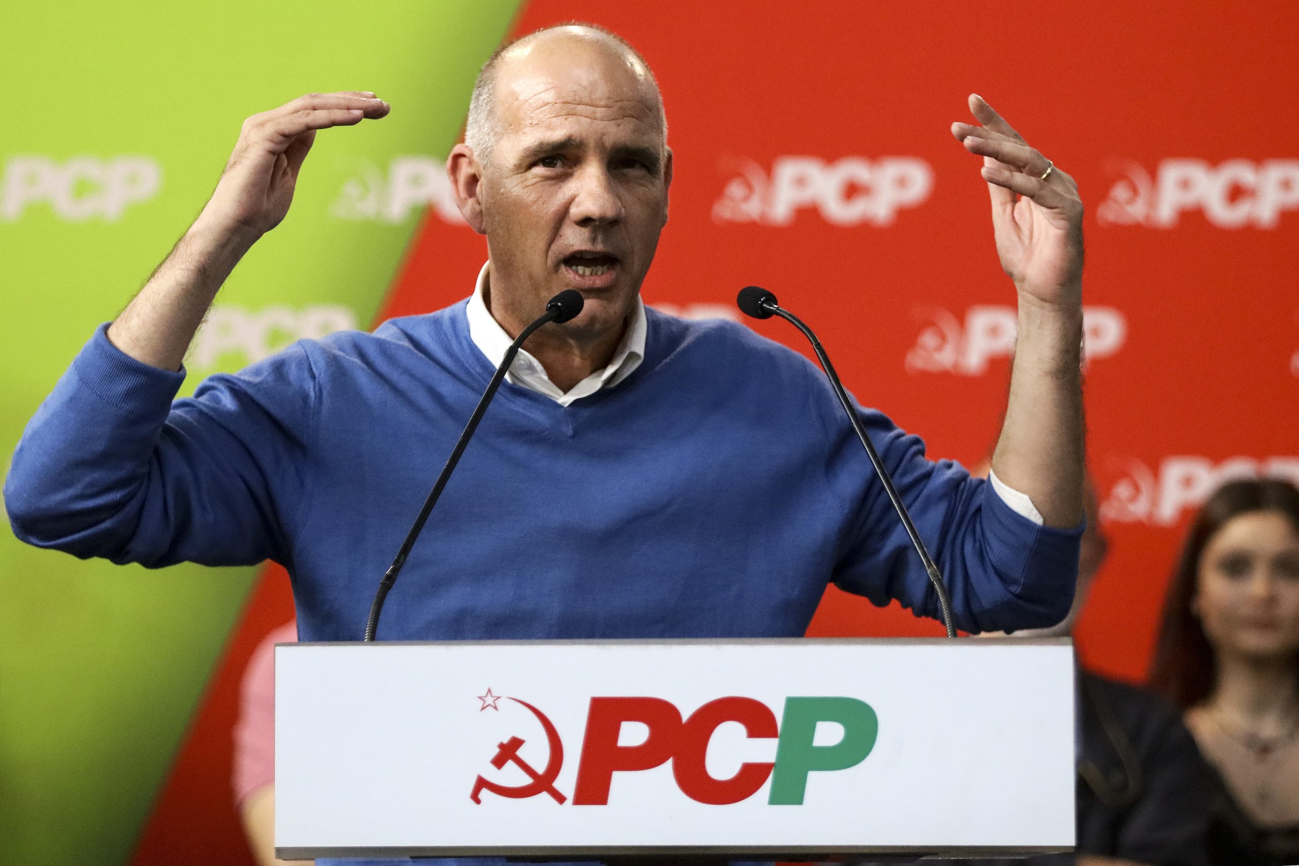 PCP afirma-se oposição sem hesitações e avisa que Governo não terá a vida facilitada