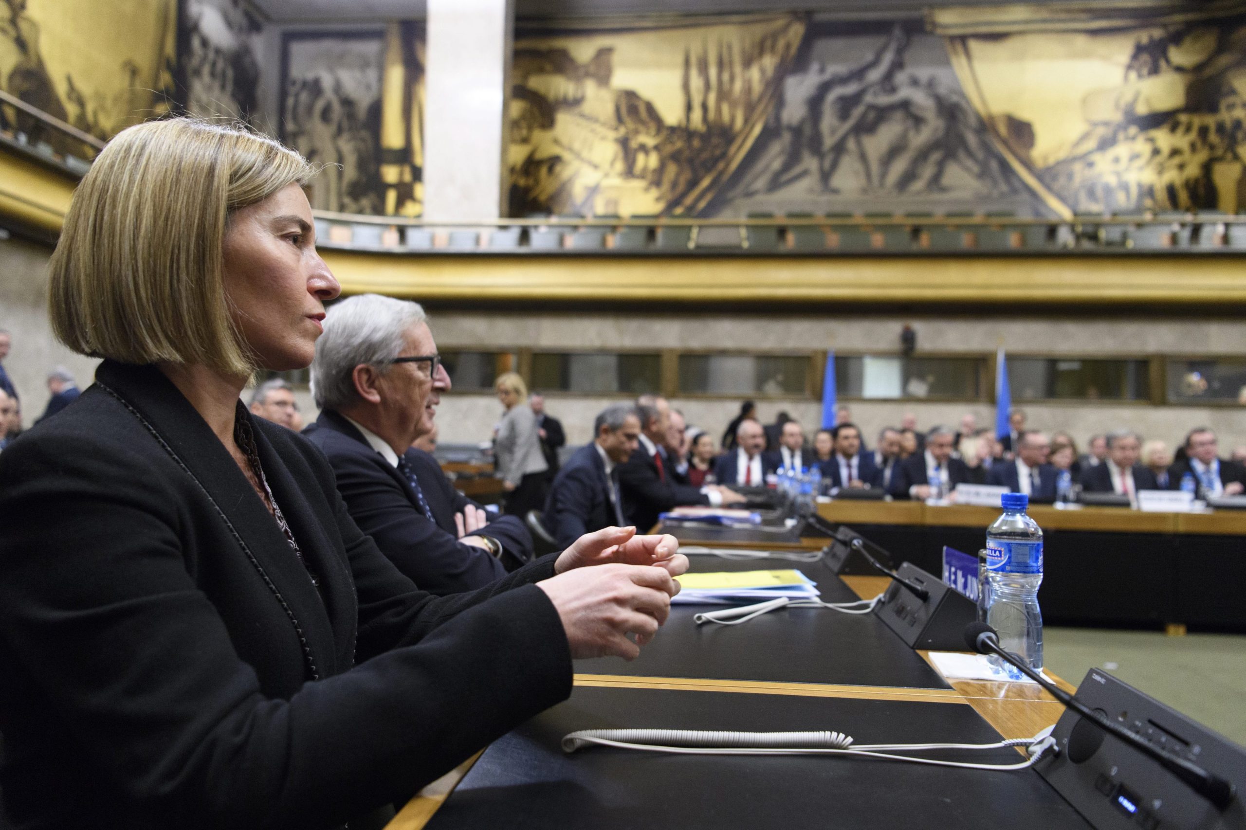 Europa responde a Trump: acordo nuclear com o Irão é para manter
