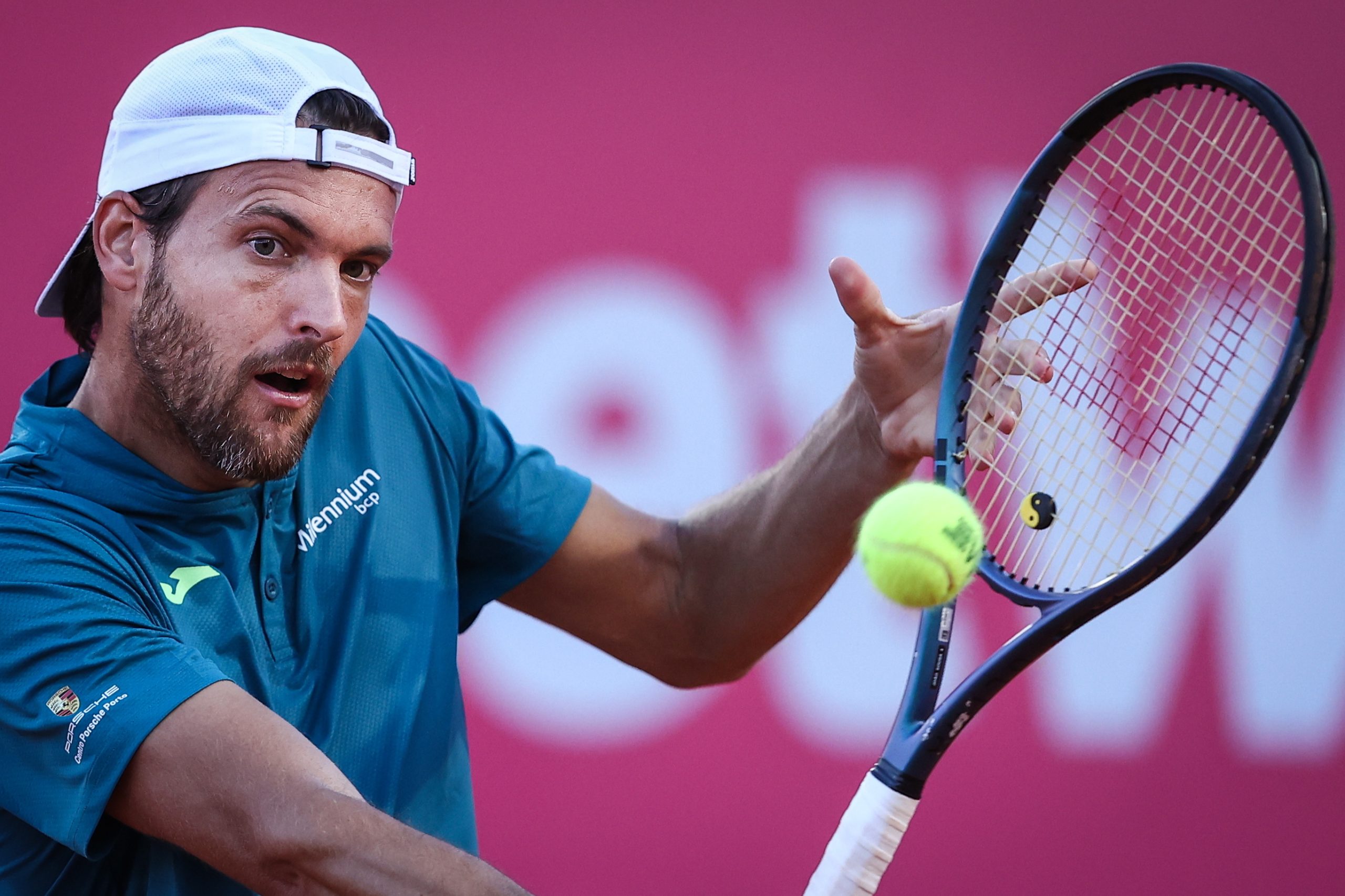 João Sousa eliminado na primeira ronda do challenger de Cassis