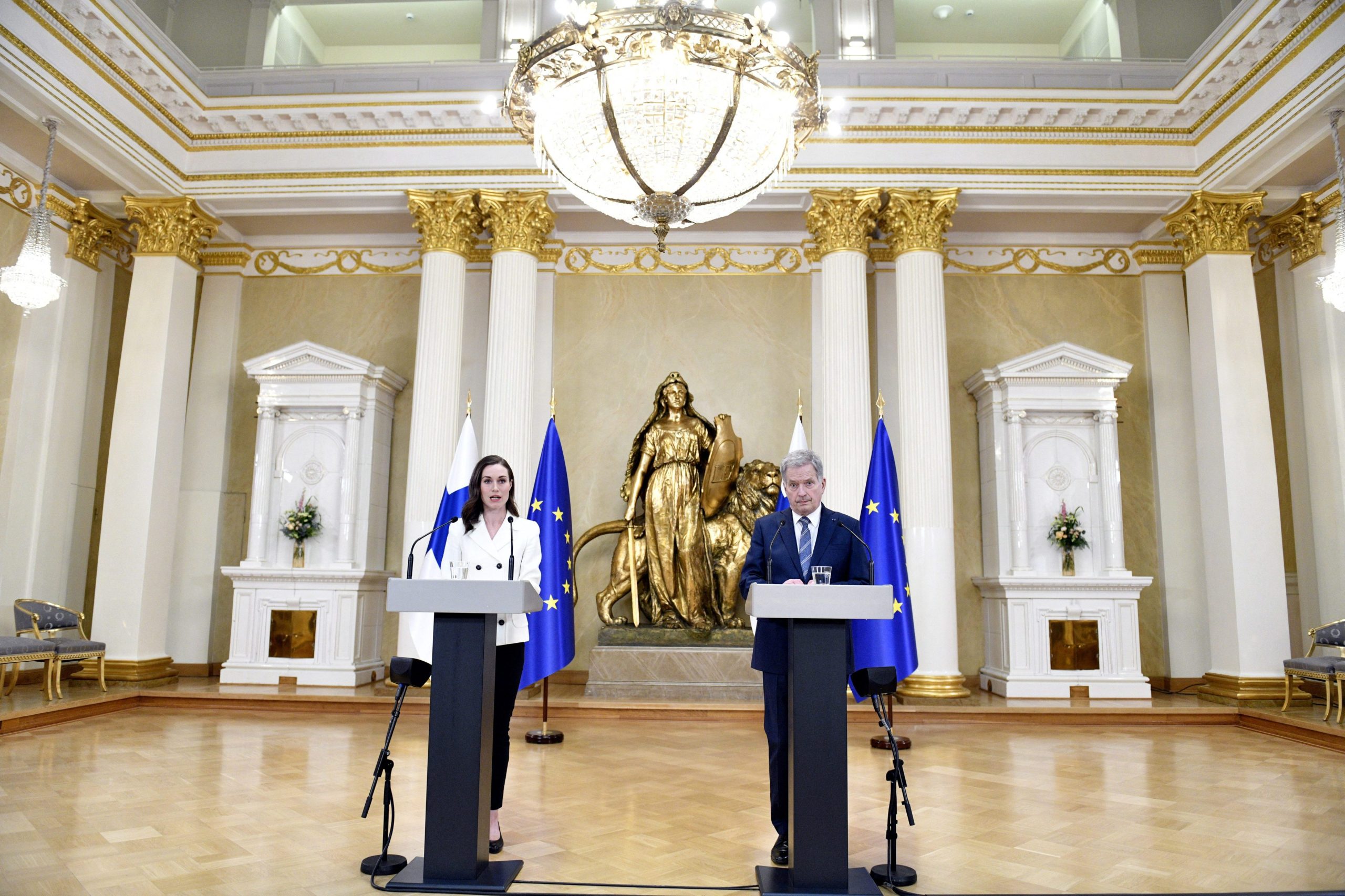 Finlândia anuncia formalmente candidatura à NATO