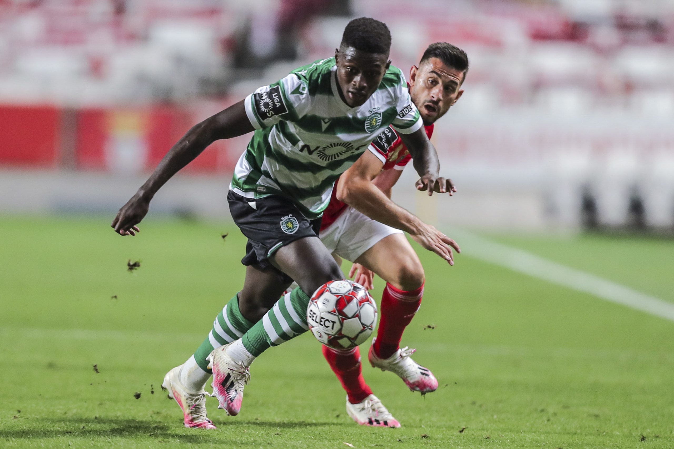 Nuno Mendes de regresso aos treinos no Sporting