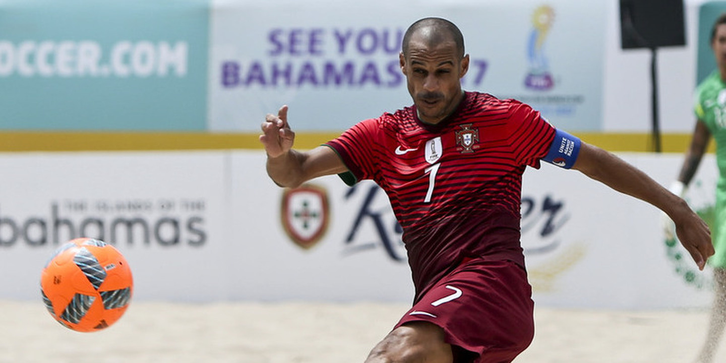 Madjer lidera seleção lusa de futebol de praia nos Jogos Europeus