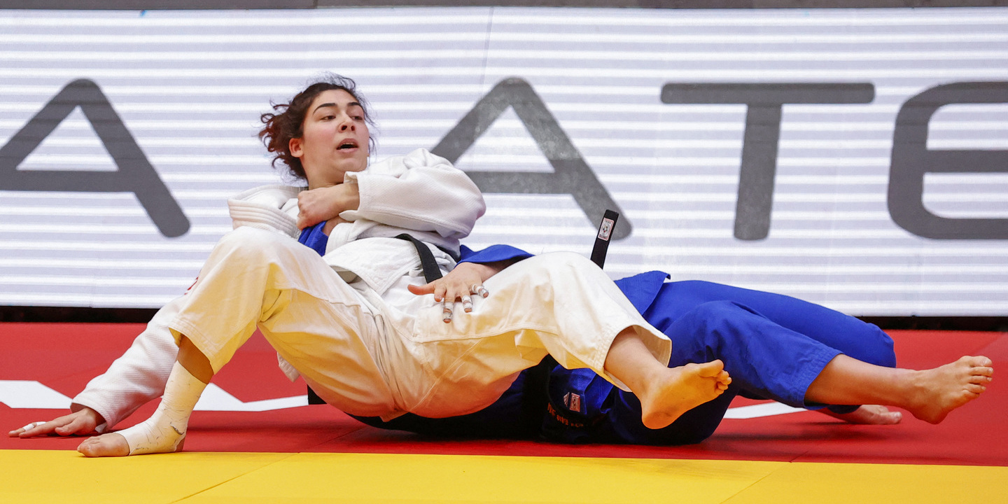 Judoca Patrícia Sampaio vence vice-campeã olímpica e está nos quartos