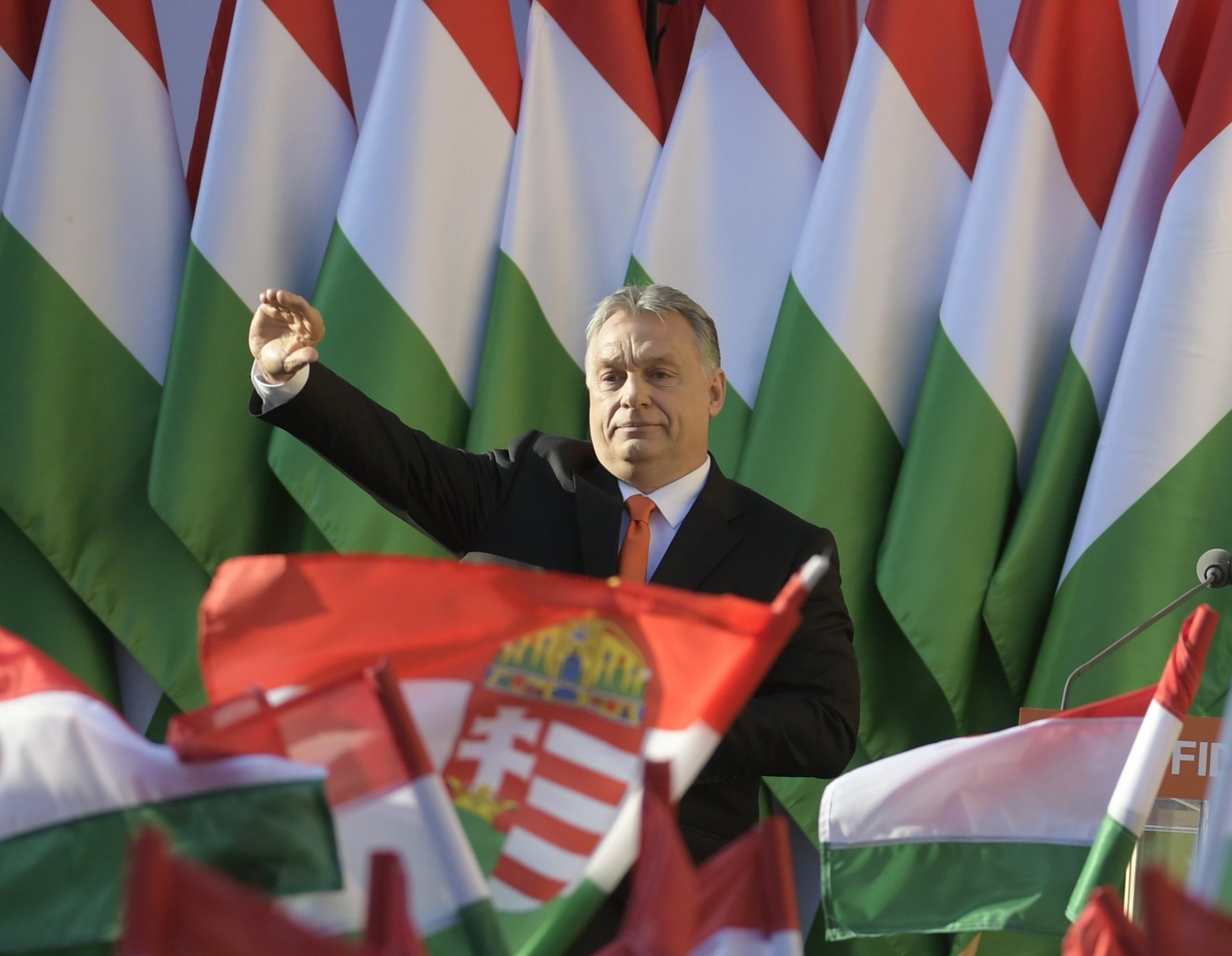 Viktor Orbán reivindica uma “vitória histórica” nas legislativas húngaras