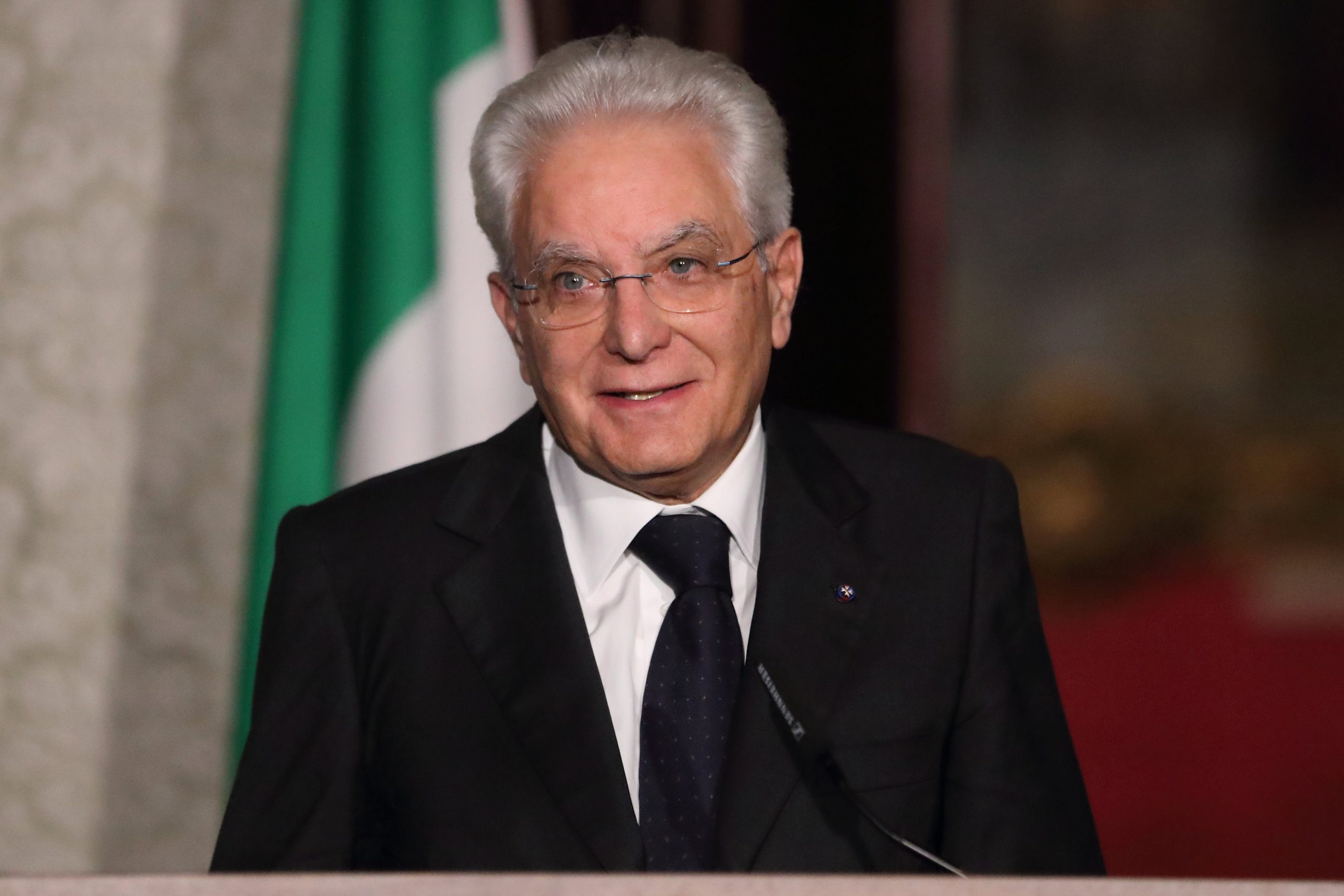 Itália. Presidente italiano dissolve parlamento e abre caminho para novas eleições