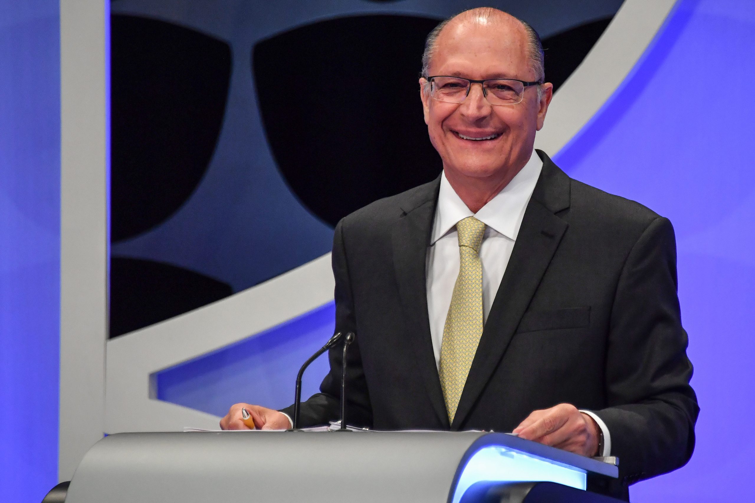 Justiça brasileira bloqueia bens de ex-candidato presidencial Geraldo Alckmin por corrupção