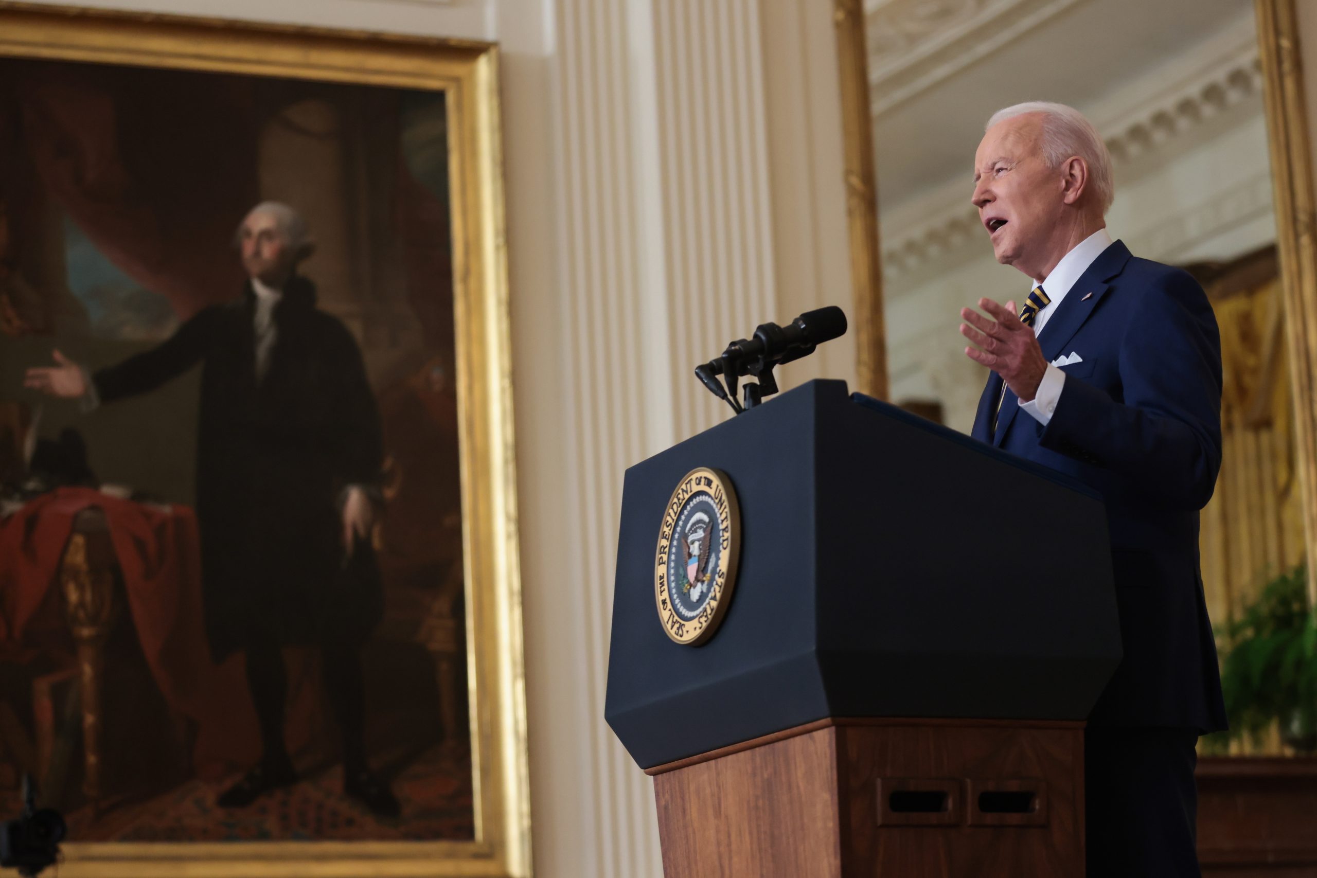 Ucrânia: Biden sem interesse em conflito alerta que invasão “mudará o mundo”