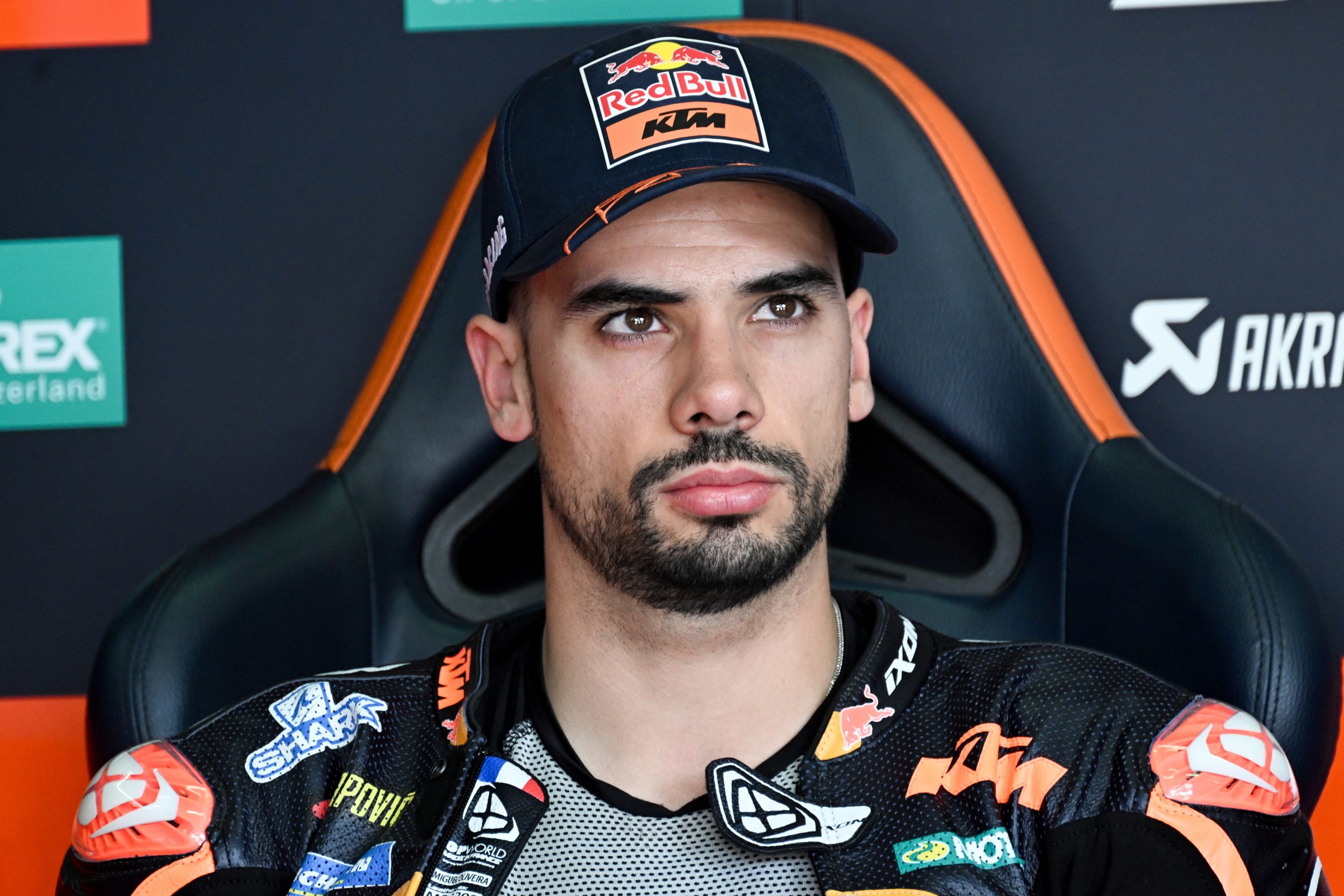 “Uma mudança nunca é fácil”. Miguel Oliveira troca KTM pela WithU-RNF da Aprilia
