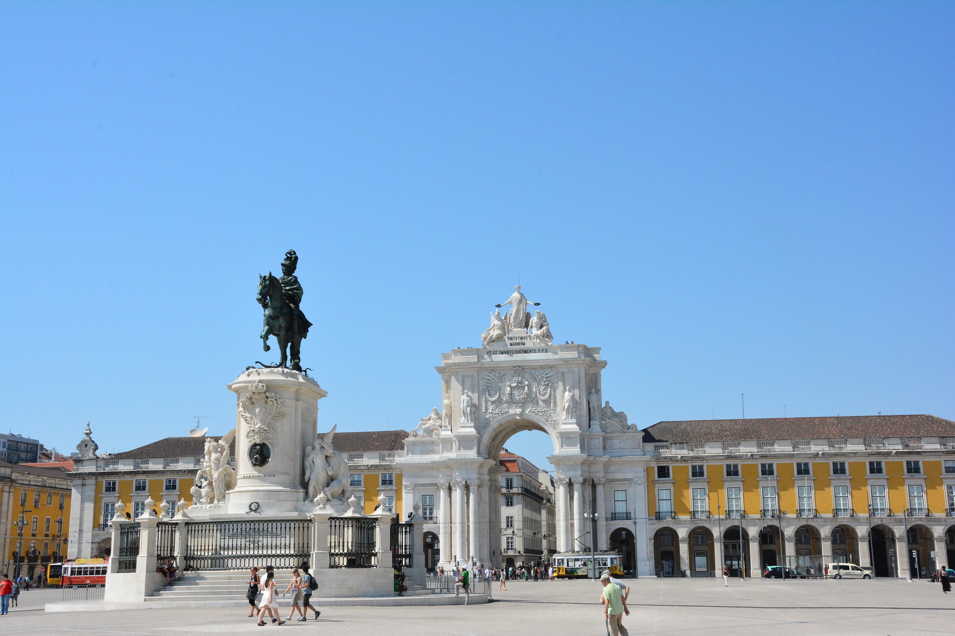 Lisboa reforça segurança em zonas com elevada afluência de pessoas