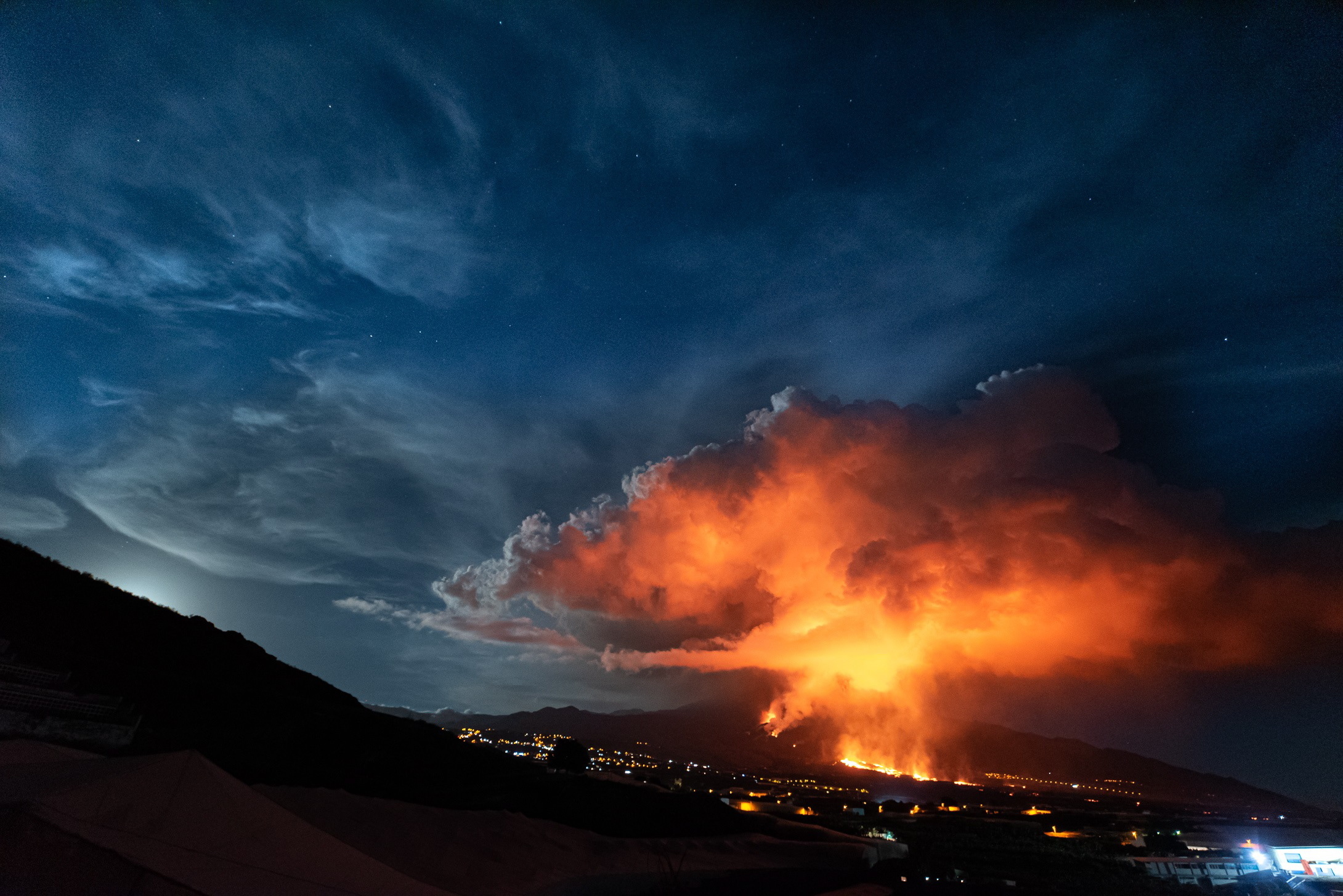 Lava do vulcão em La Palma ocupa mais oito hectares nas últimas horas