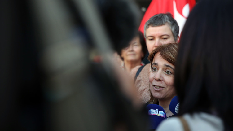 Catarina Martins diz que medidas do Governo chegam 