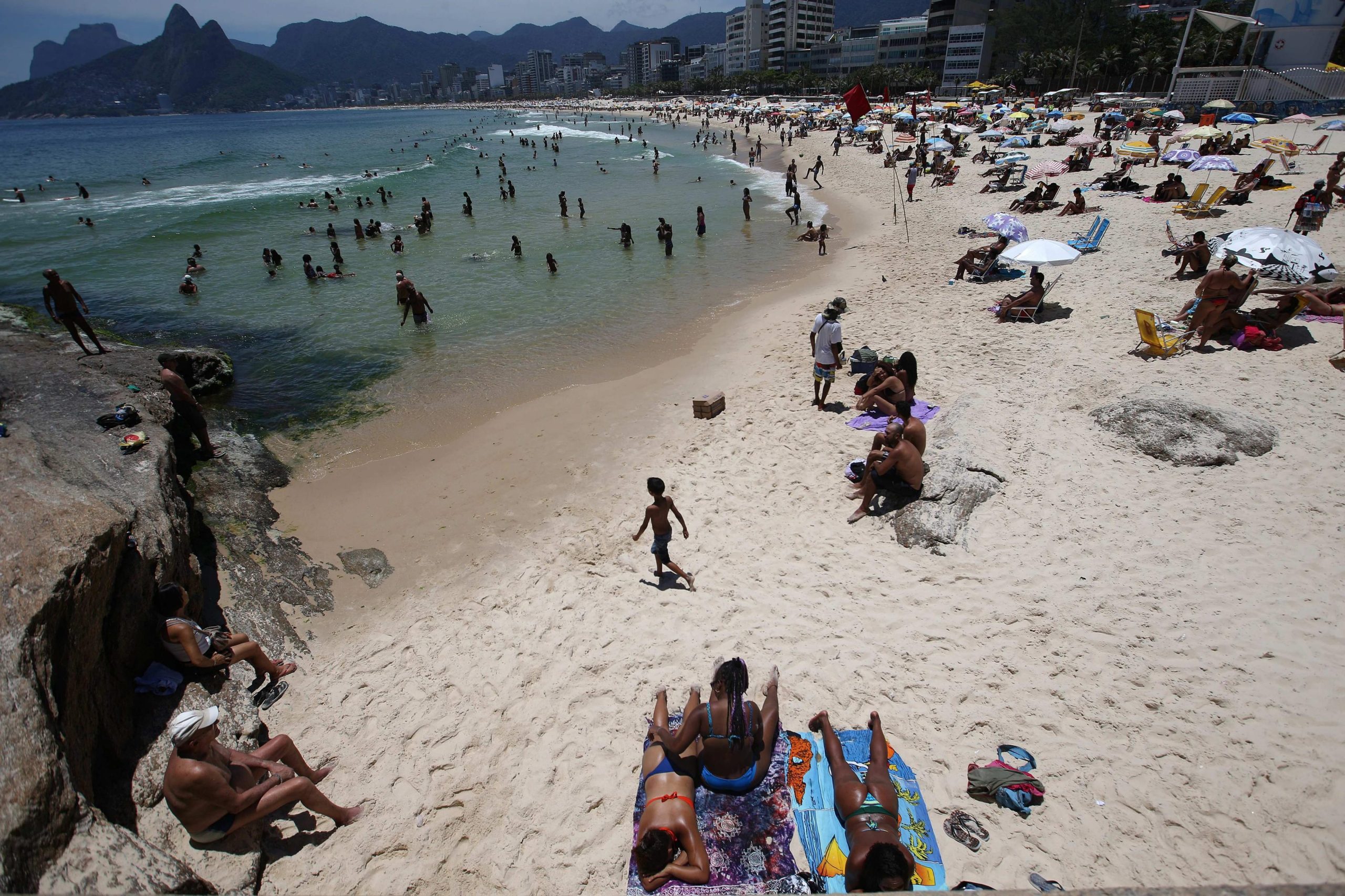 PIB do Brasil só recupera da recessão dos últimos dois anos em 2021
