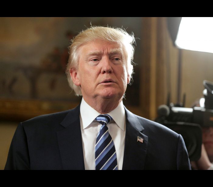 Donald Trump dá ultimato a republicanos para votarem hoje plano de saúde