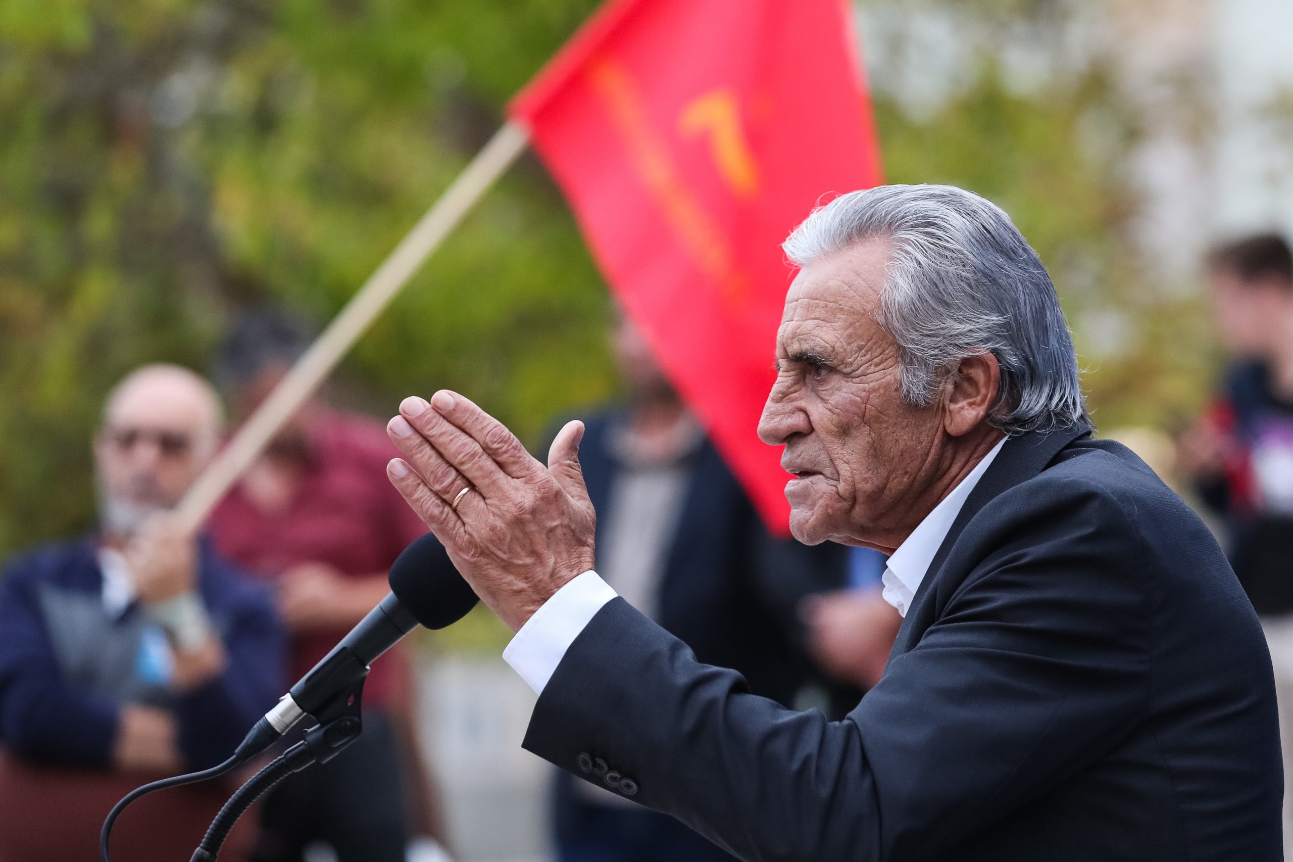 Eleições: Jerónimo e Arménio juntos contra generalização do trabalho noturno e por turnos