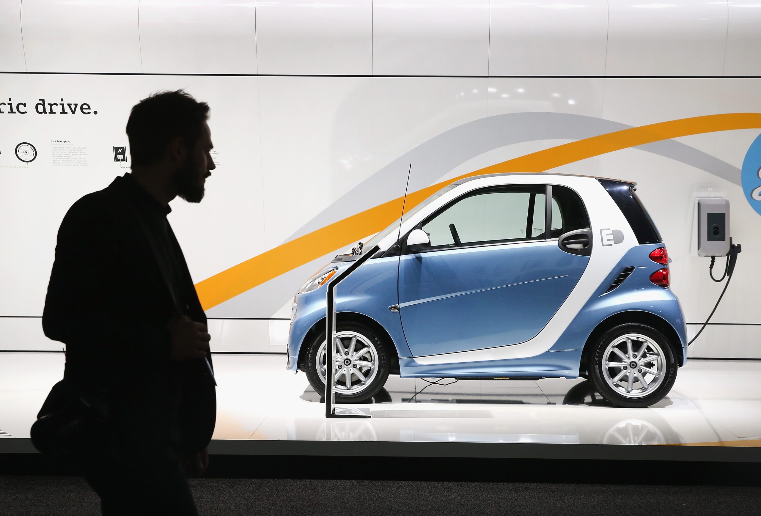 Zero quer proibir carros novos com emissões em 2030 e Quercus mais veículos elétricos