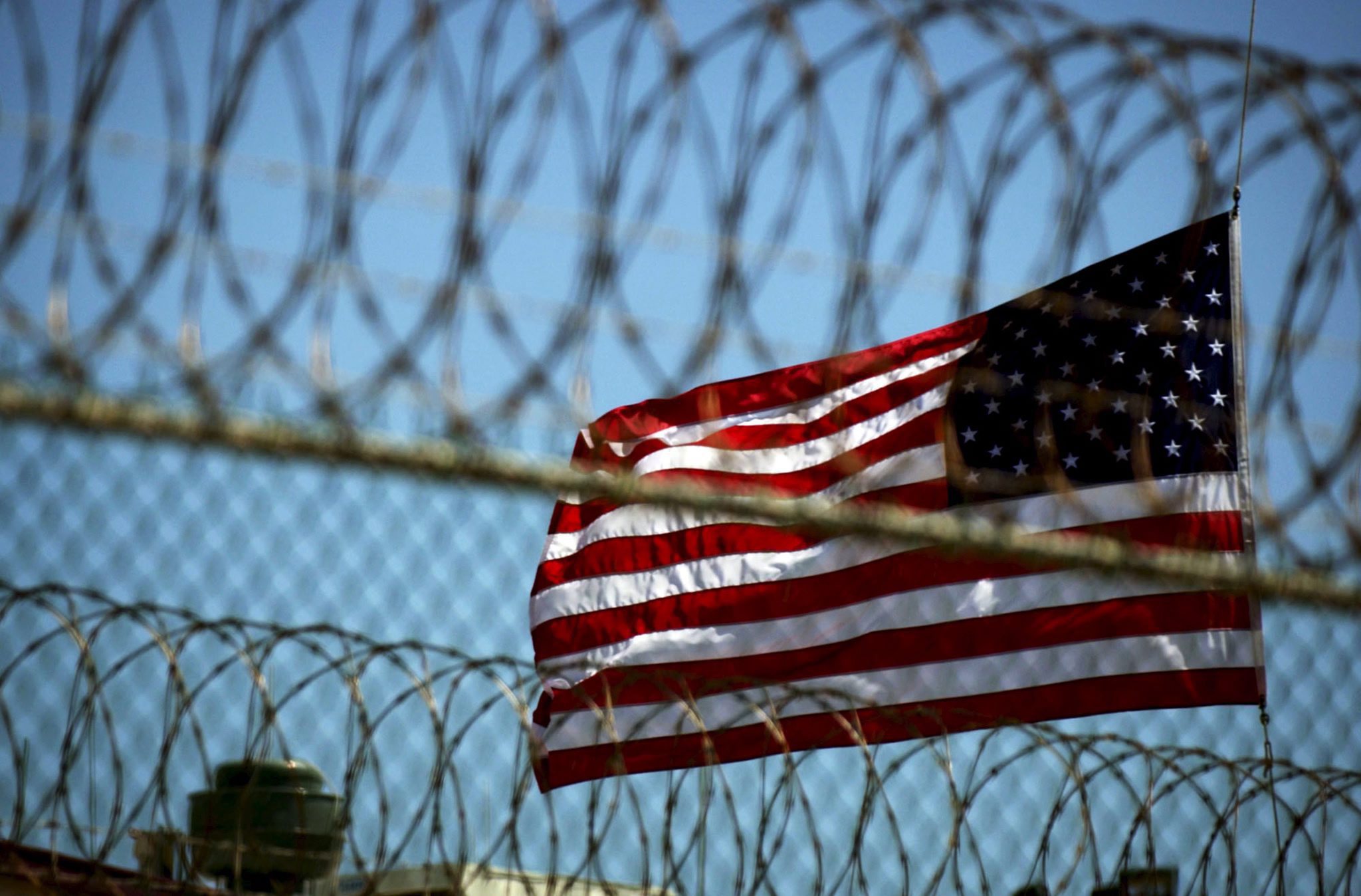 Amnistia faz pedido urgente a Obama: “Não deixe Guantánamo para Trump”