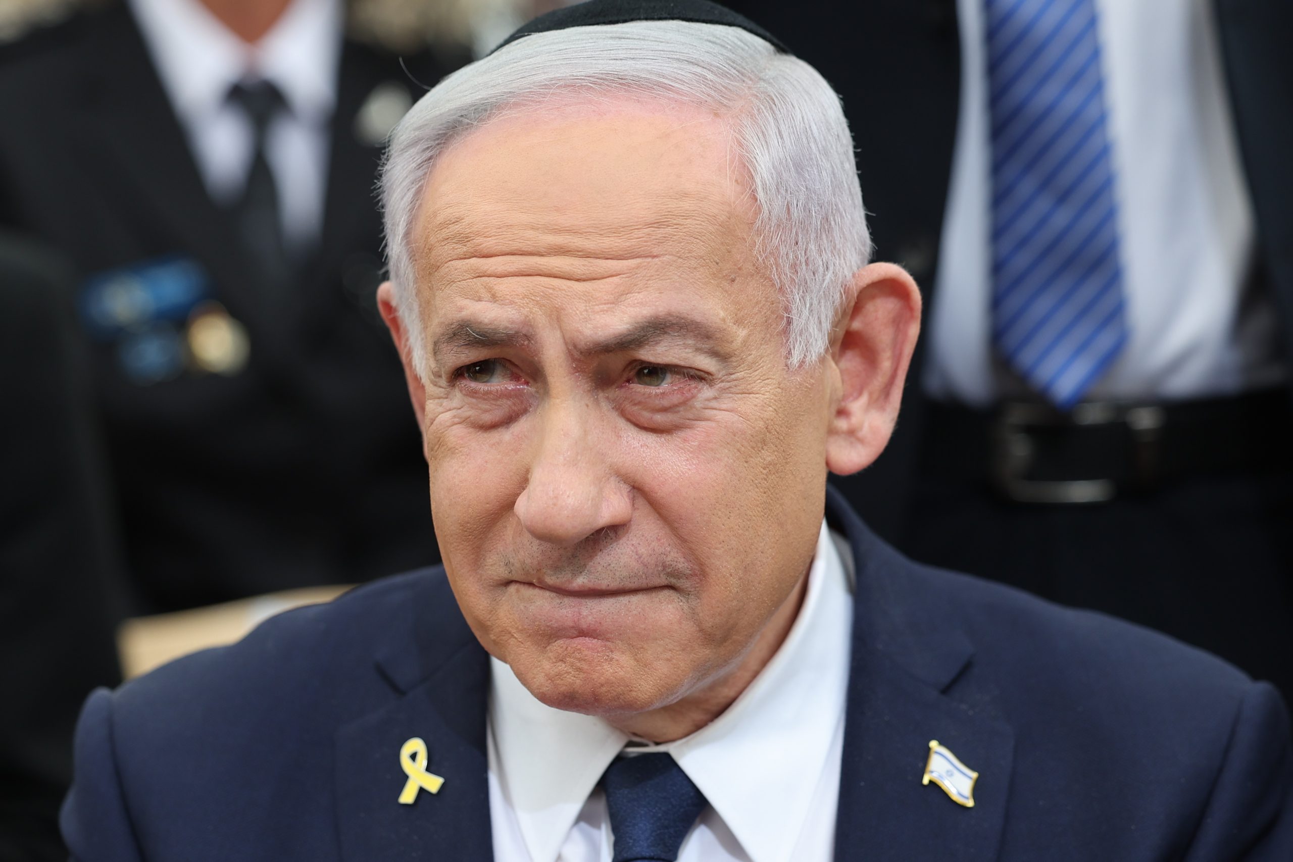 Netanyahu acusa Macron de estar do lado dos terroristas