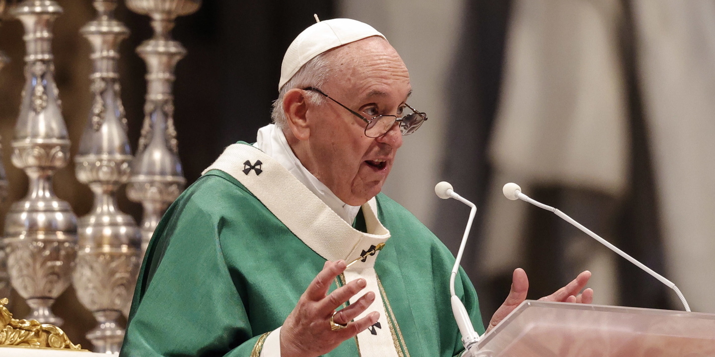 Bento XVI: Papa Francisco presta homenagem à “bondade” e “pessoa nobre”