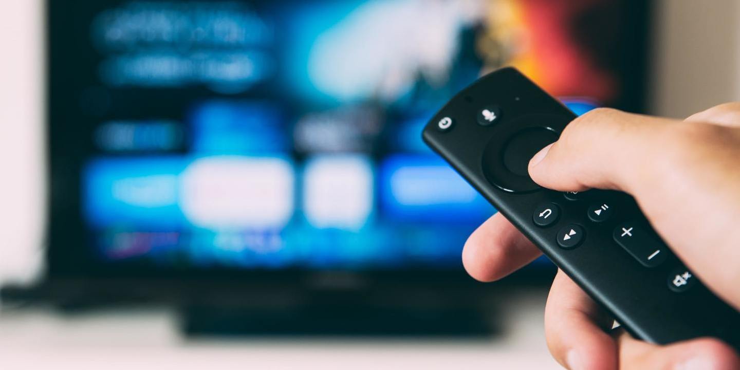 Ameaças de bomba forçam evacuações de duas televisões francesas com duas semanas de diferença