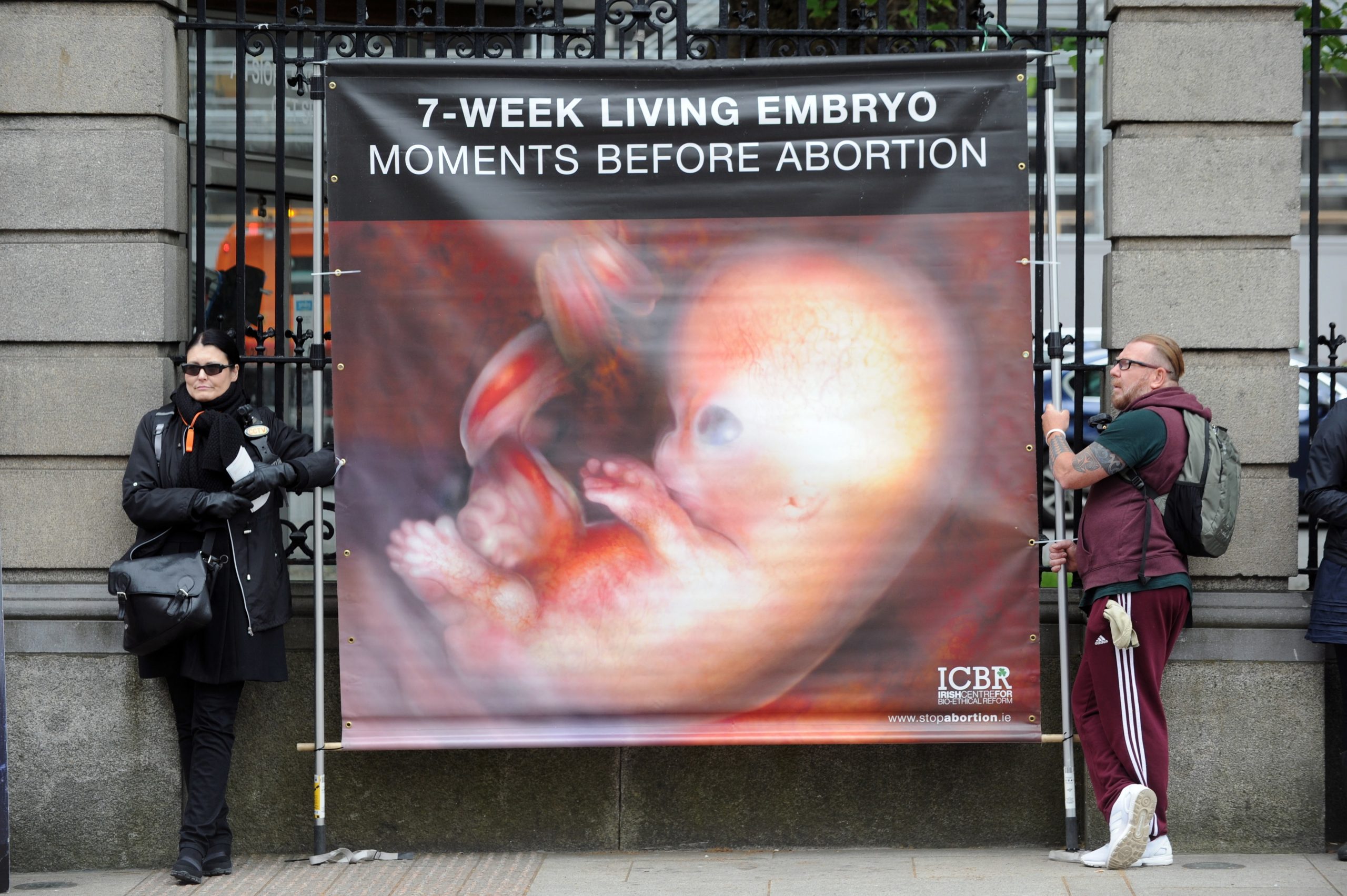 Resultado do referendo ao aborto dá 66,4% a favor da legalização na Irlanda