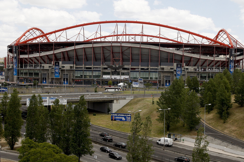 Quatro arguidos do caso de atropelamento junto ao Estádio da Luz demarcam-se de incidentes
